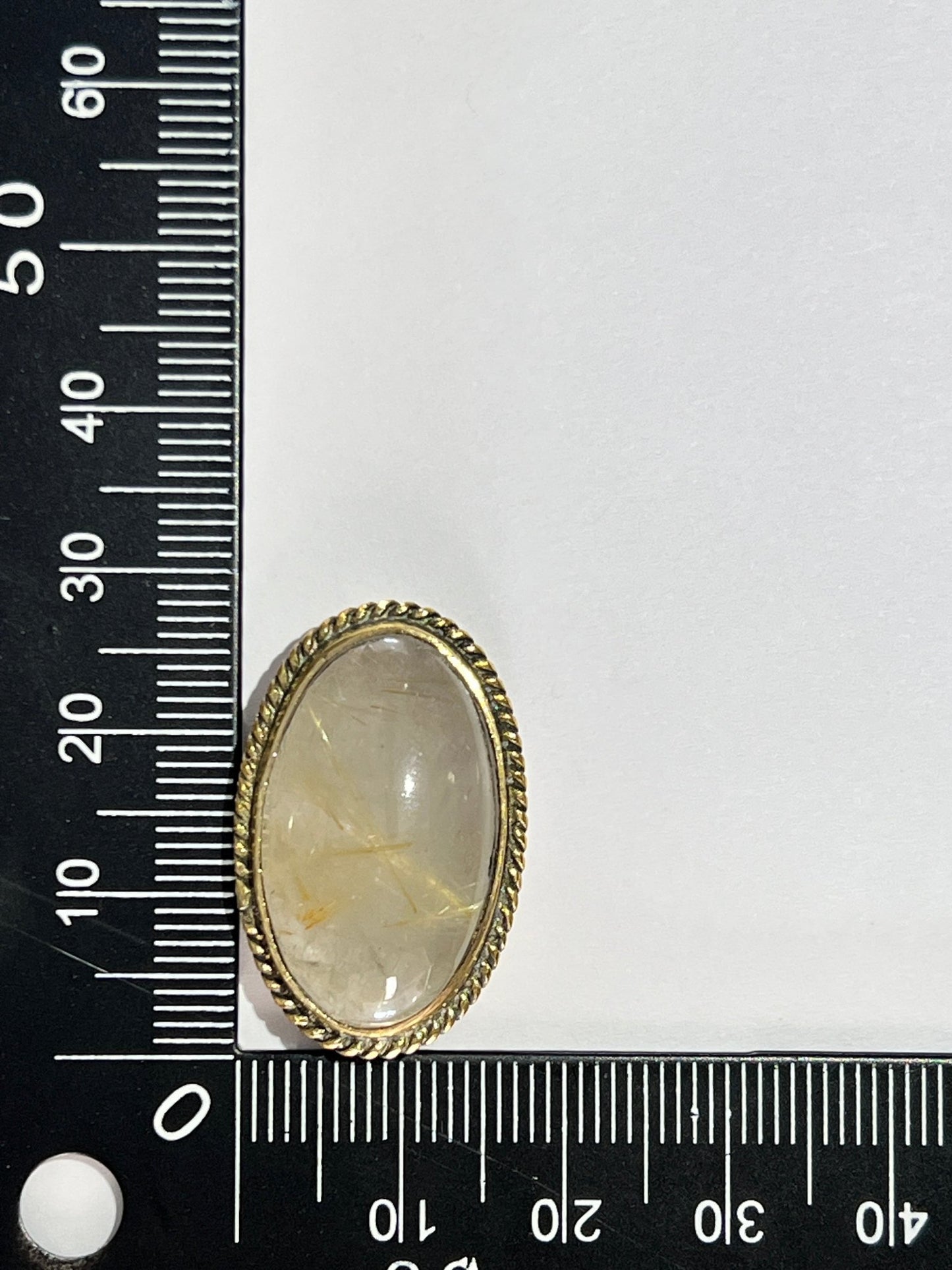 Quartz Rutile sertie doré n°D2 (2,7cm x 1,7cm) - Solyluna Macramé