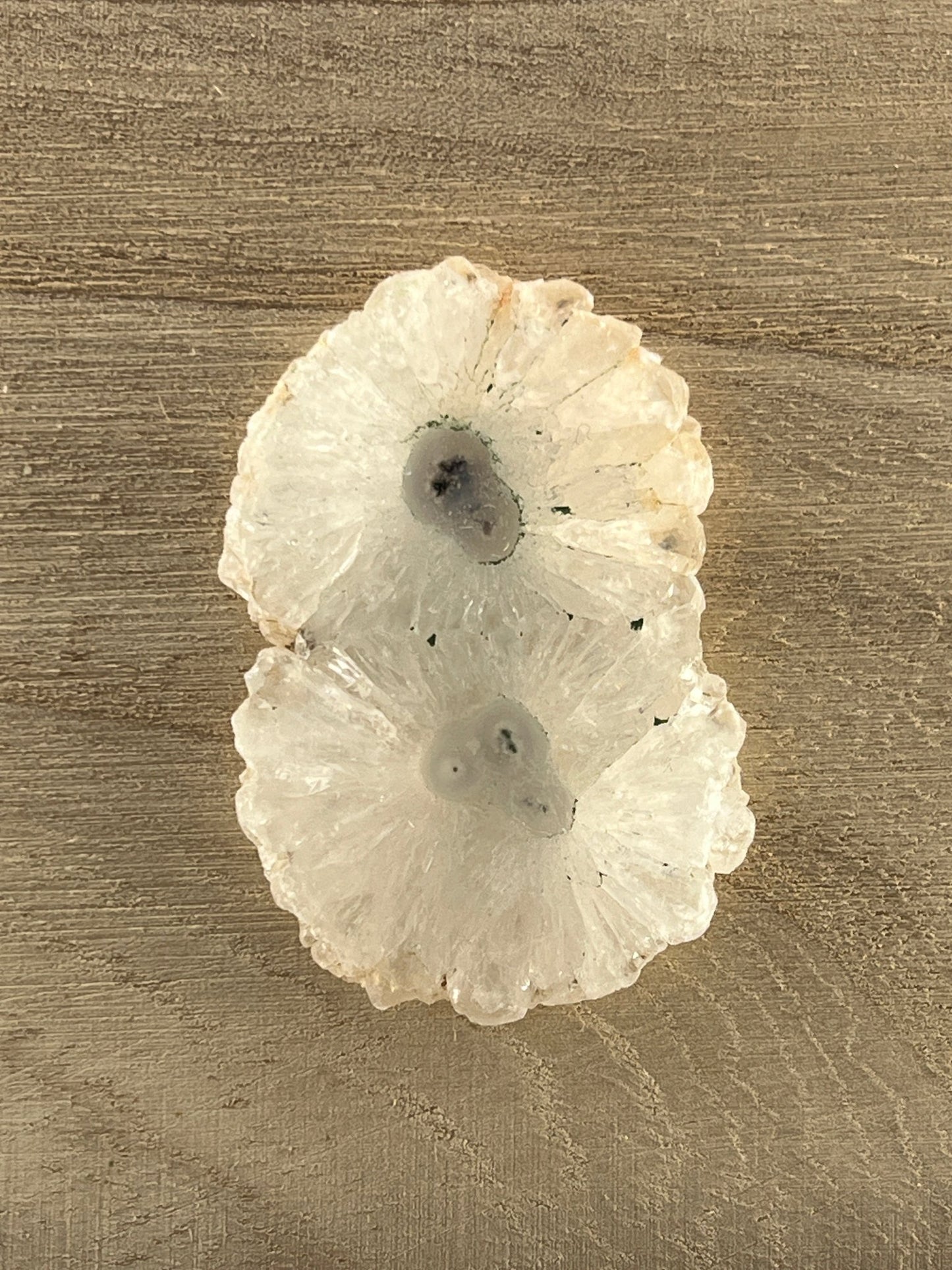 Quartz Solaire n°3 (4,7cm x 2,8cm) - Solyluna Macramé