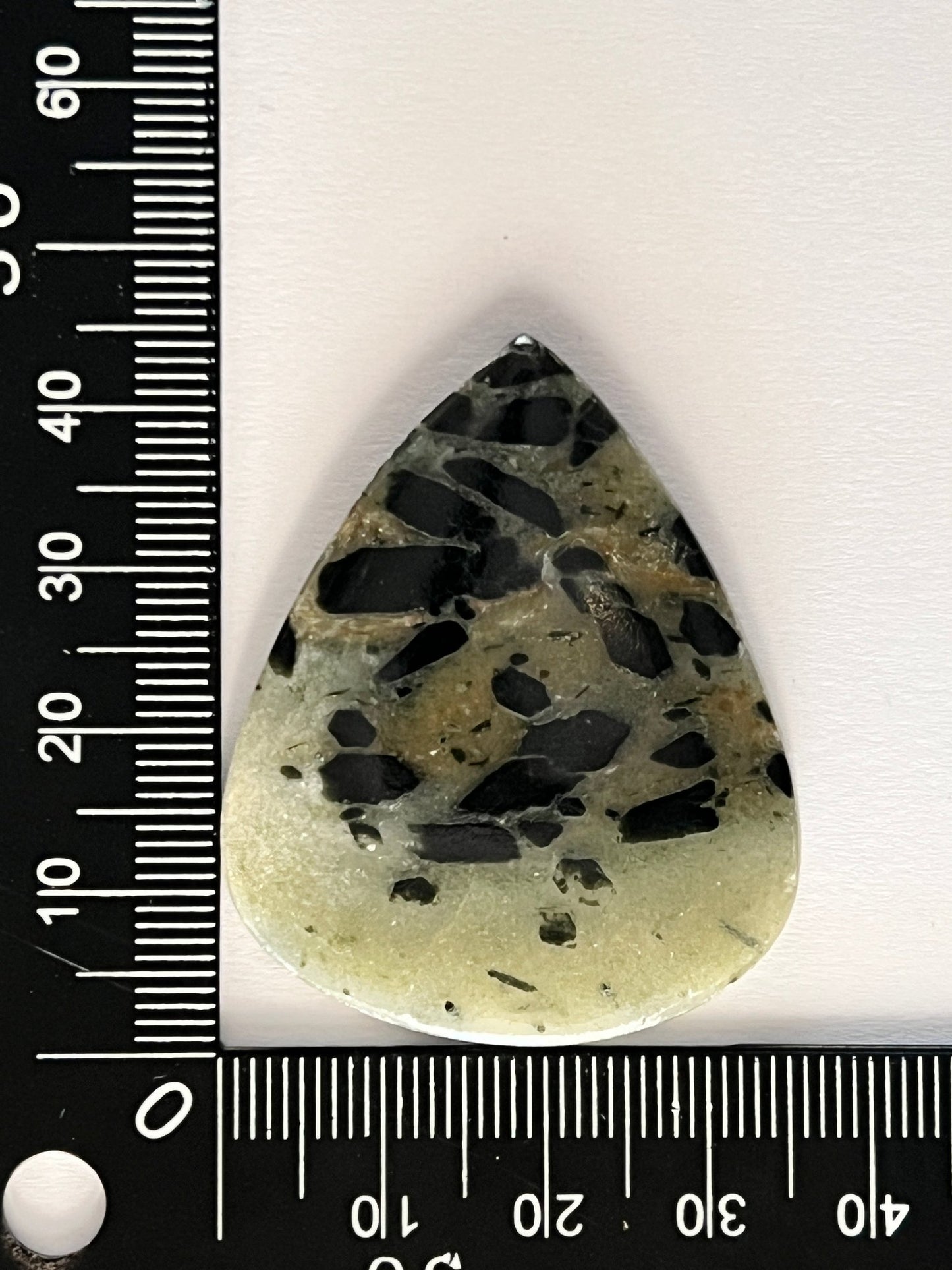 Quartz Tourmaline Noire n°3 (4,4cm x 3,7cm) - Solyluna Macramé