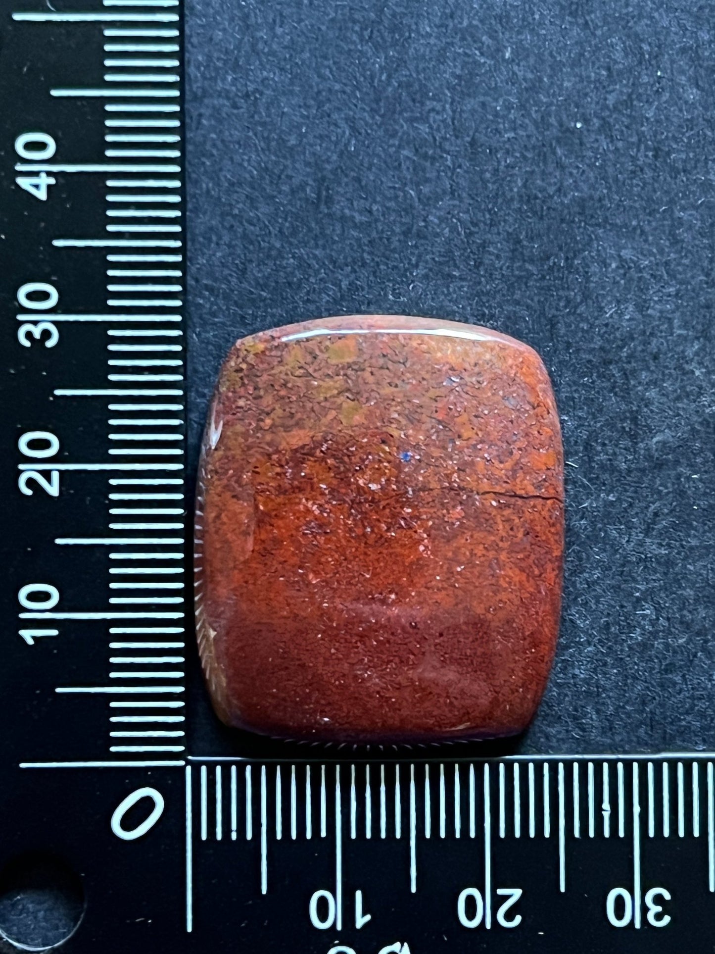 Stromatolite Rouge n°4 (3,1cm x 2,4cm) - Solyluna Macramé