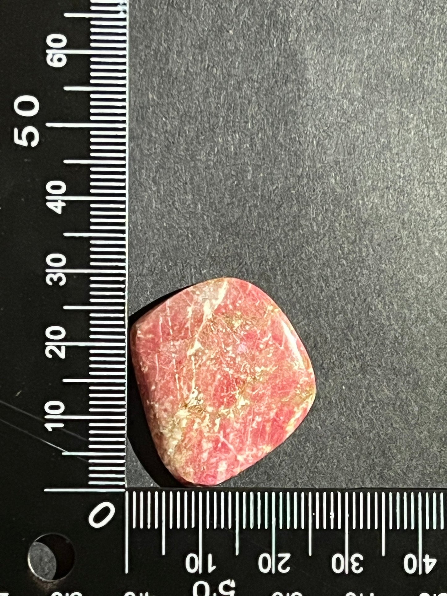 Thulite n°2 (2,8cm x 2,6cm) - Solyluna Macramé