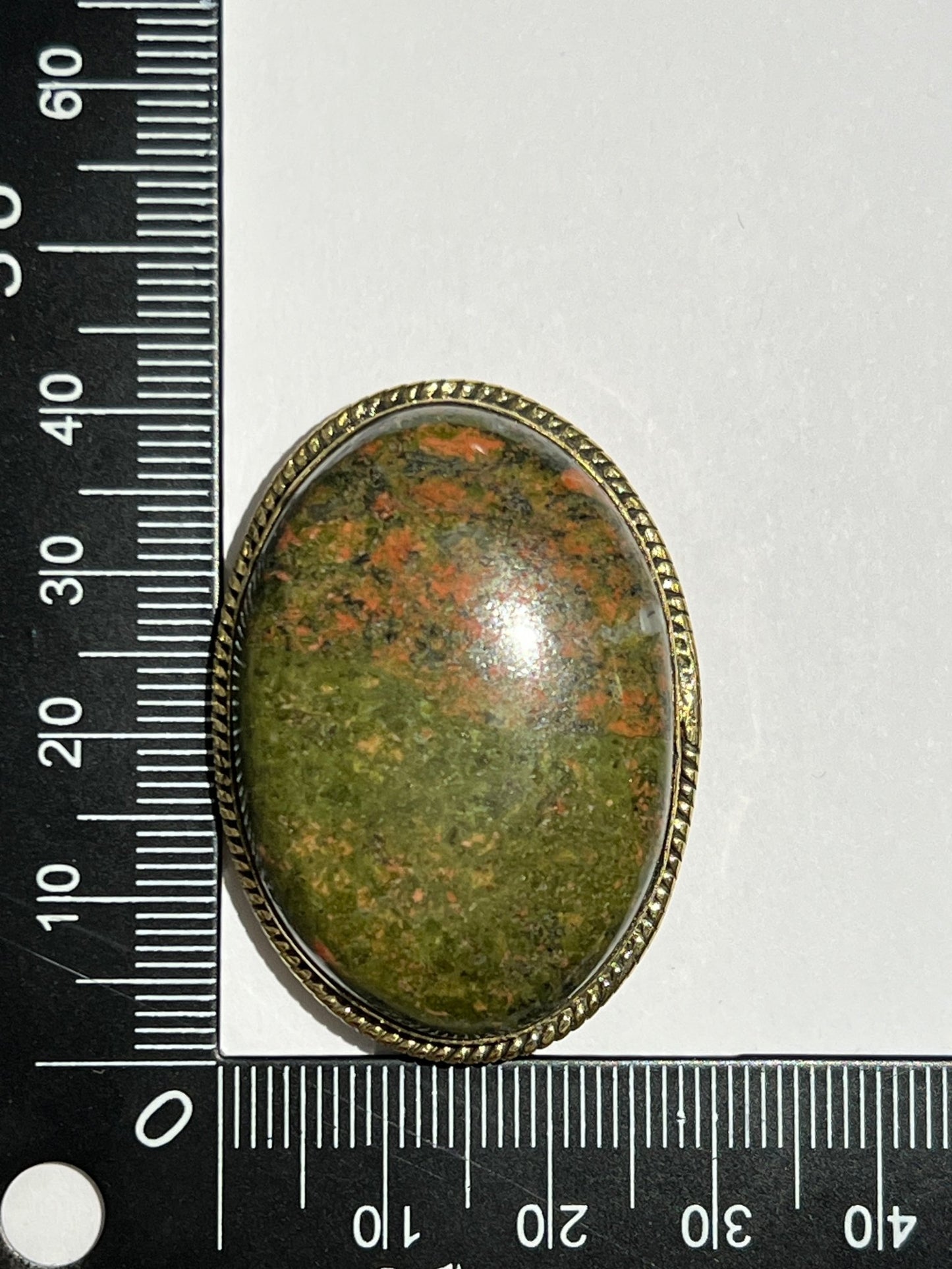 Unakite sertie doré n°D5 (4,1cm x 2,8cm) - Solyluna Macramé