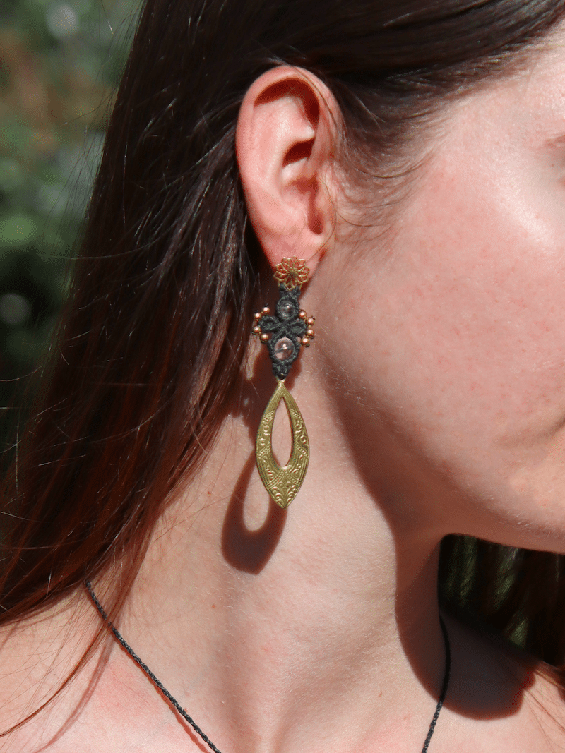 Vidéo Boucles d'oreilles "Lola" - Solyluna Macramé