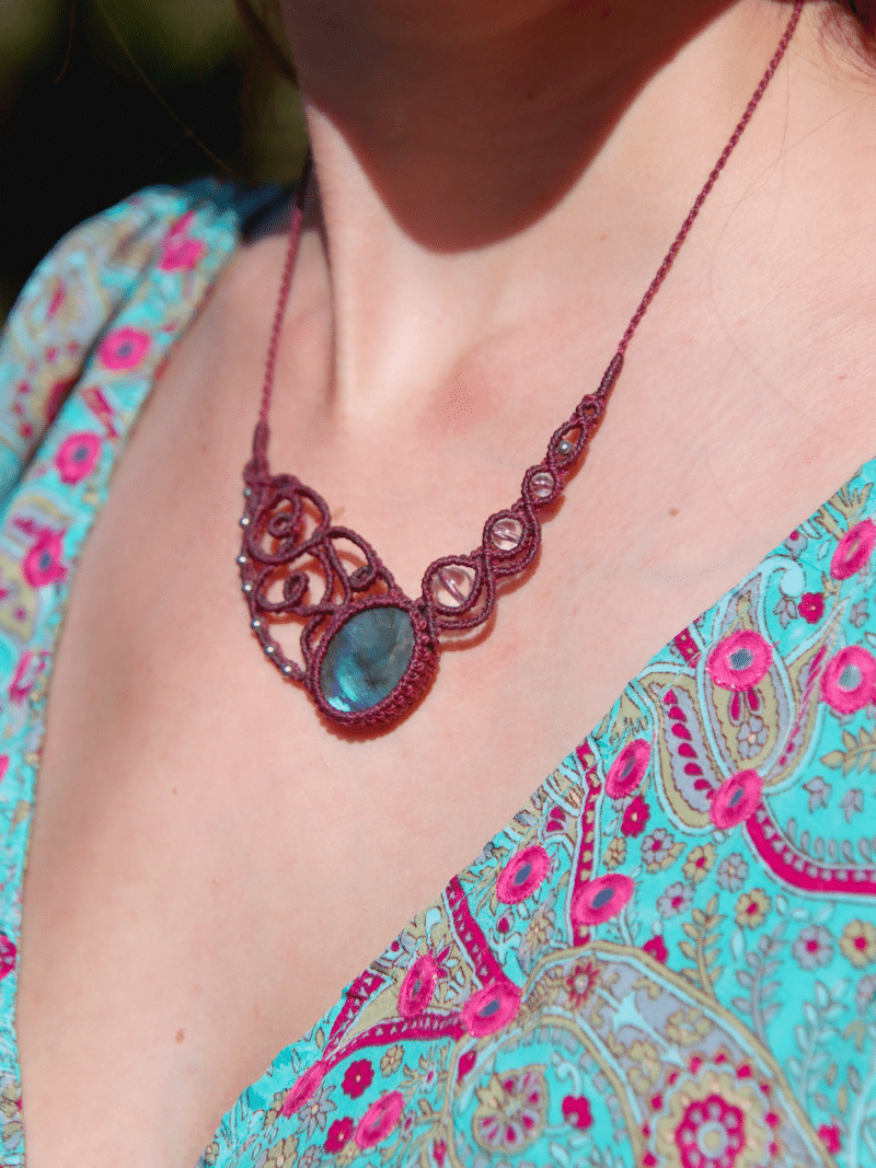 Vidéo collier "Assy" - Solyluna Macramé