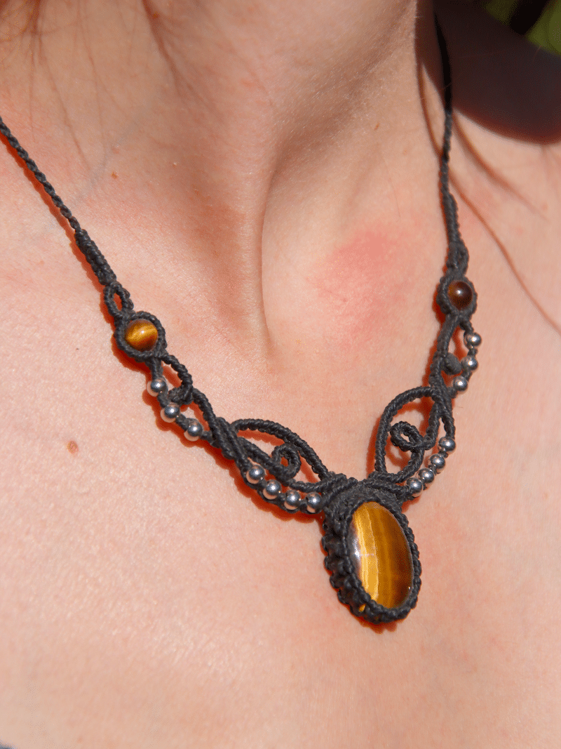 Vidéo collier "Bella" - Solyluna Macramé