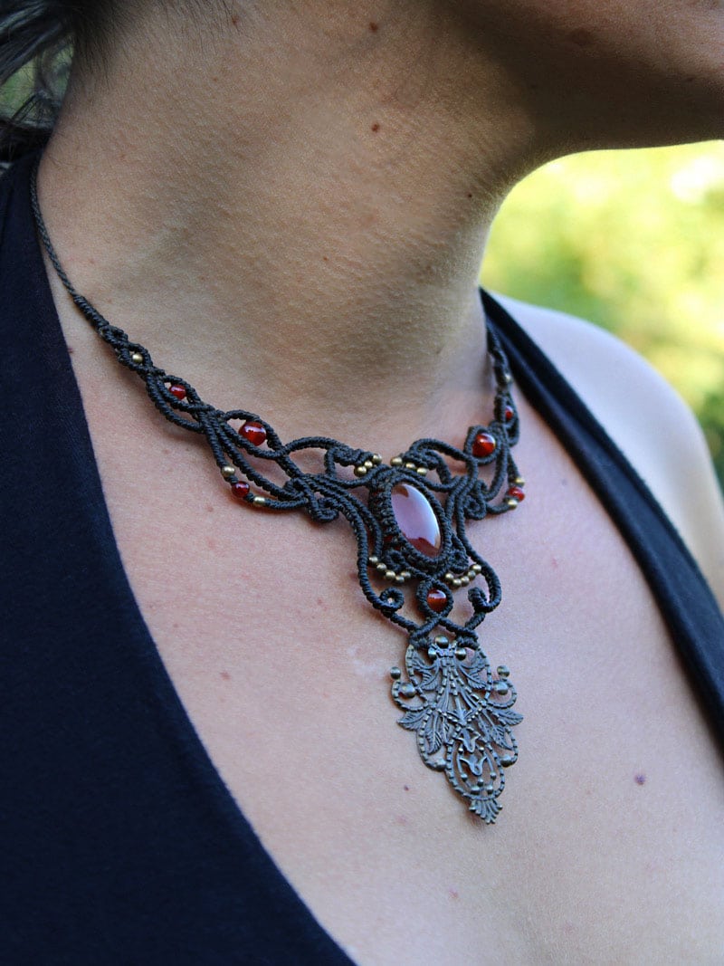 Vidéo collier "Méloé" - Solyluna Macramé