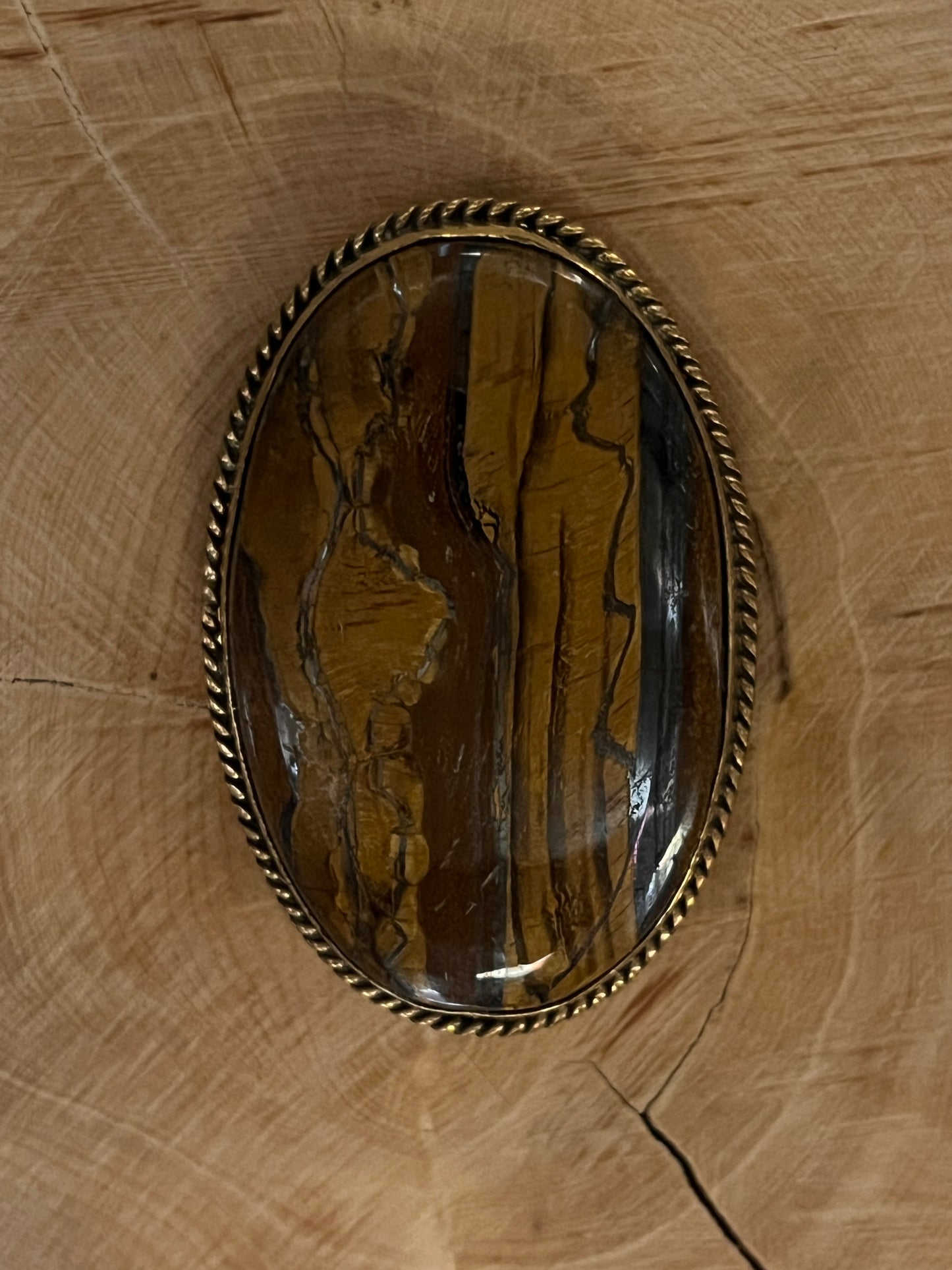 Oeil de Tigre sertie doré n°D10 (4,2cm x 2,9cm)
