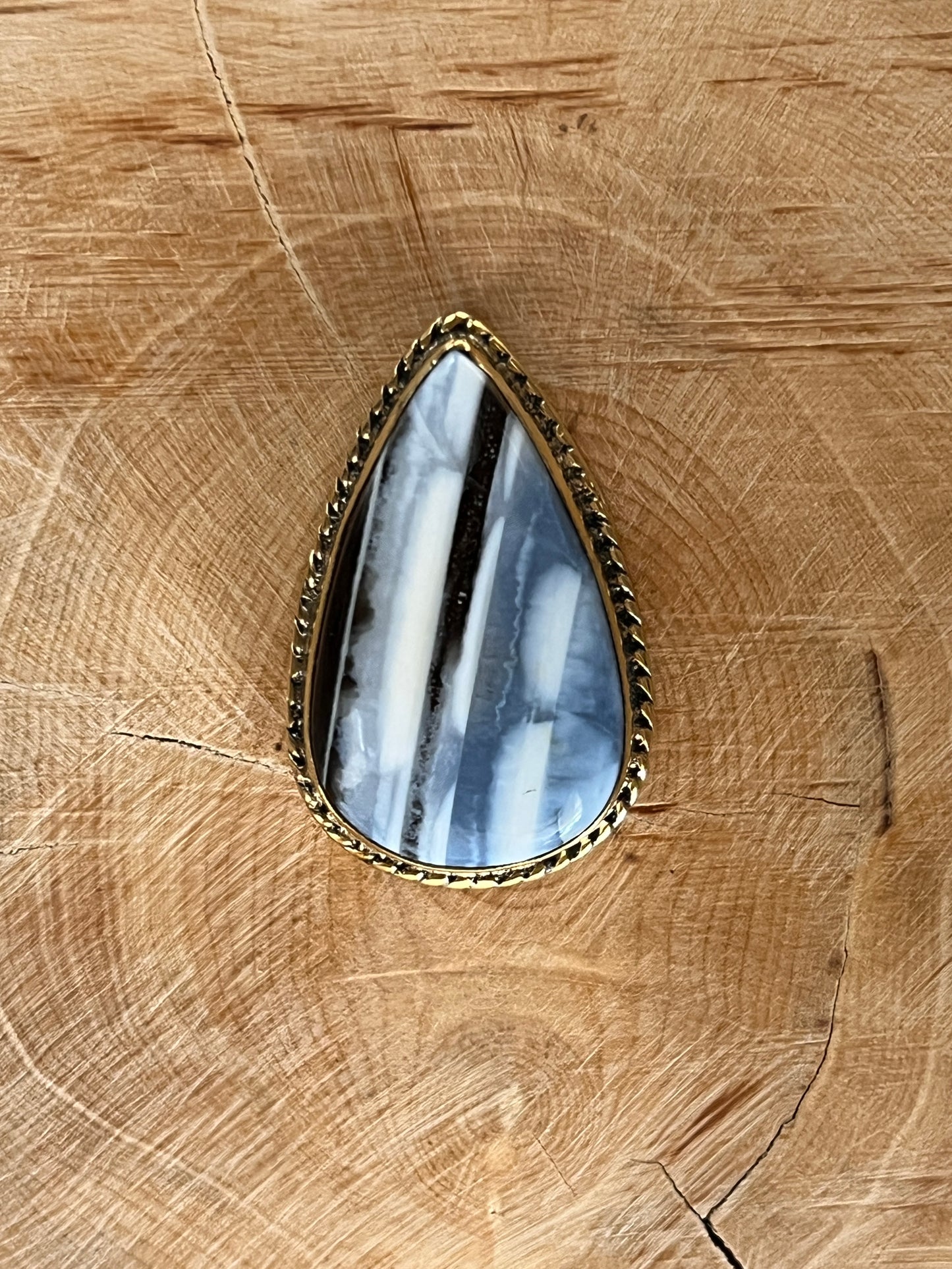 Opale Bleue sertie doré n°D4 (3,1cm x 2cm)