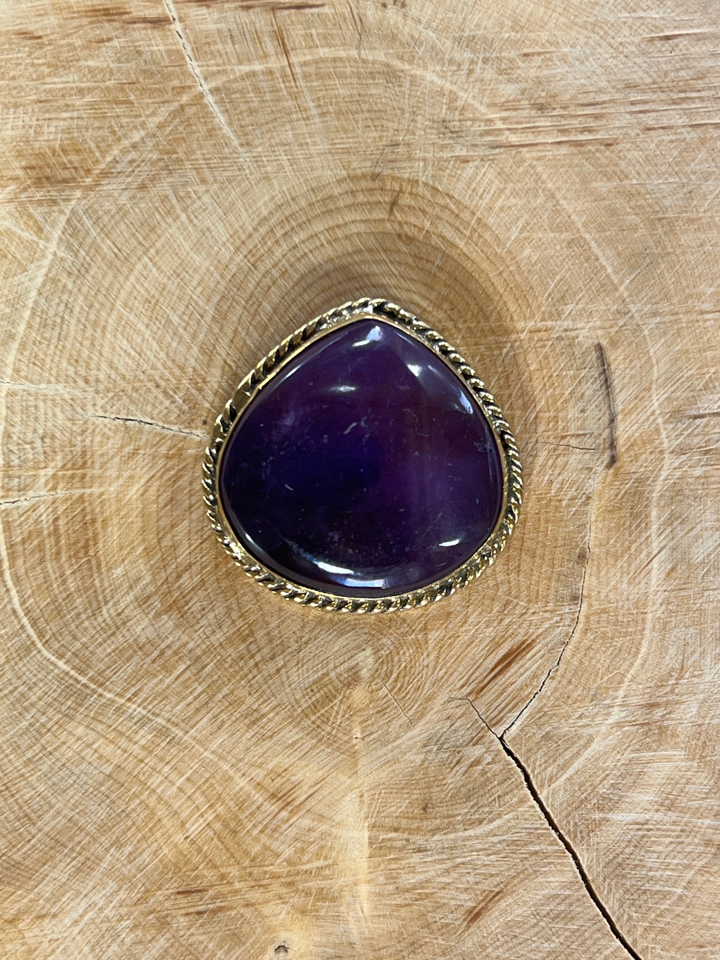 Améthyste sertie doré n°D5 (2,6cm x 2,6cm)
