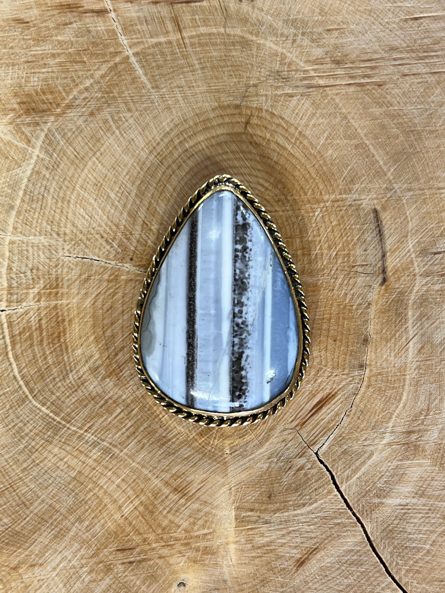 Opale Bleue sertie doré n°D3 (3,3cm x 2,7cm)
