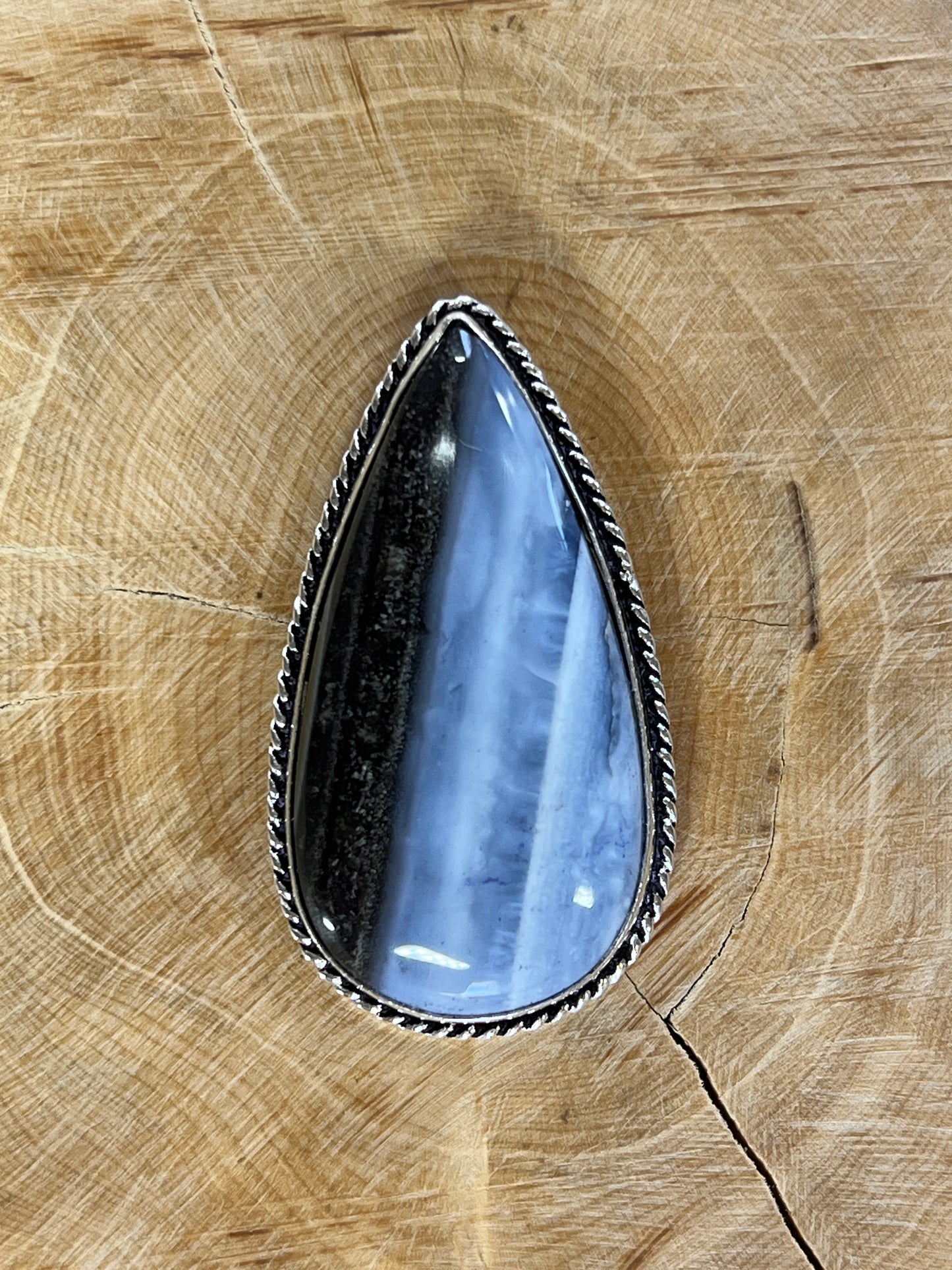 Opale Bleue sertie argenté n°A1 (4,4cm x 2,3cm)