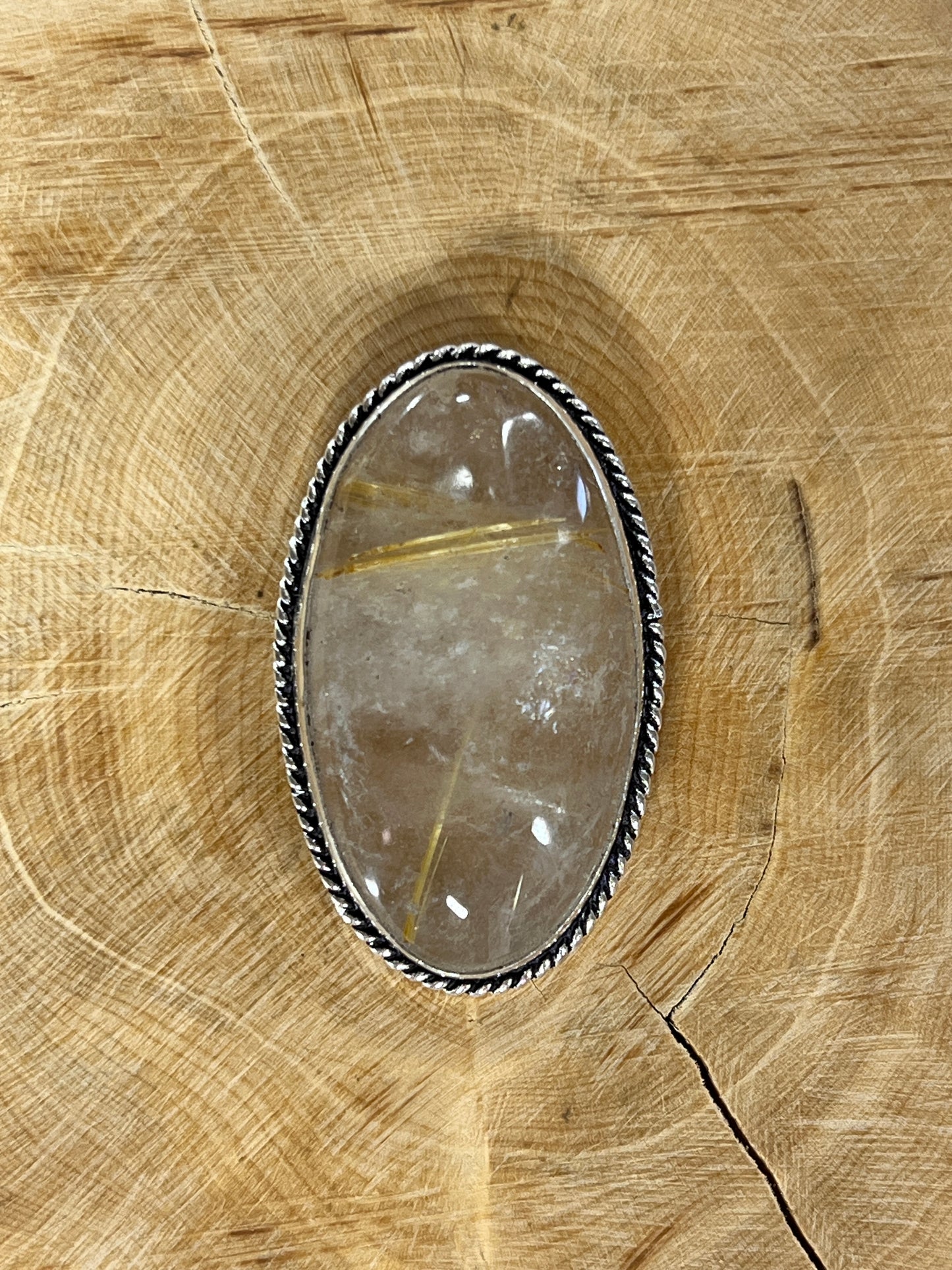 Quartz Rutile sertie argenté n°A1 (3,9cm x 2,3cm)