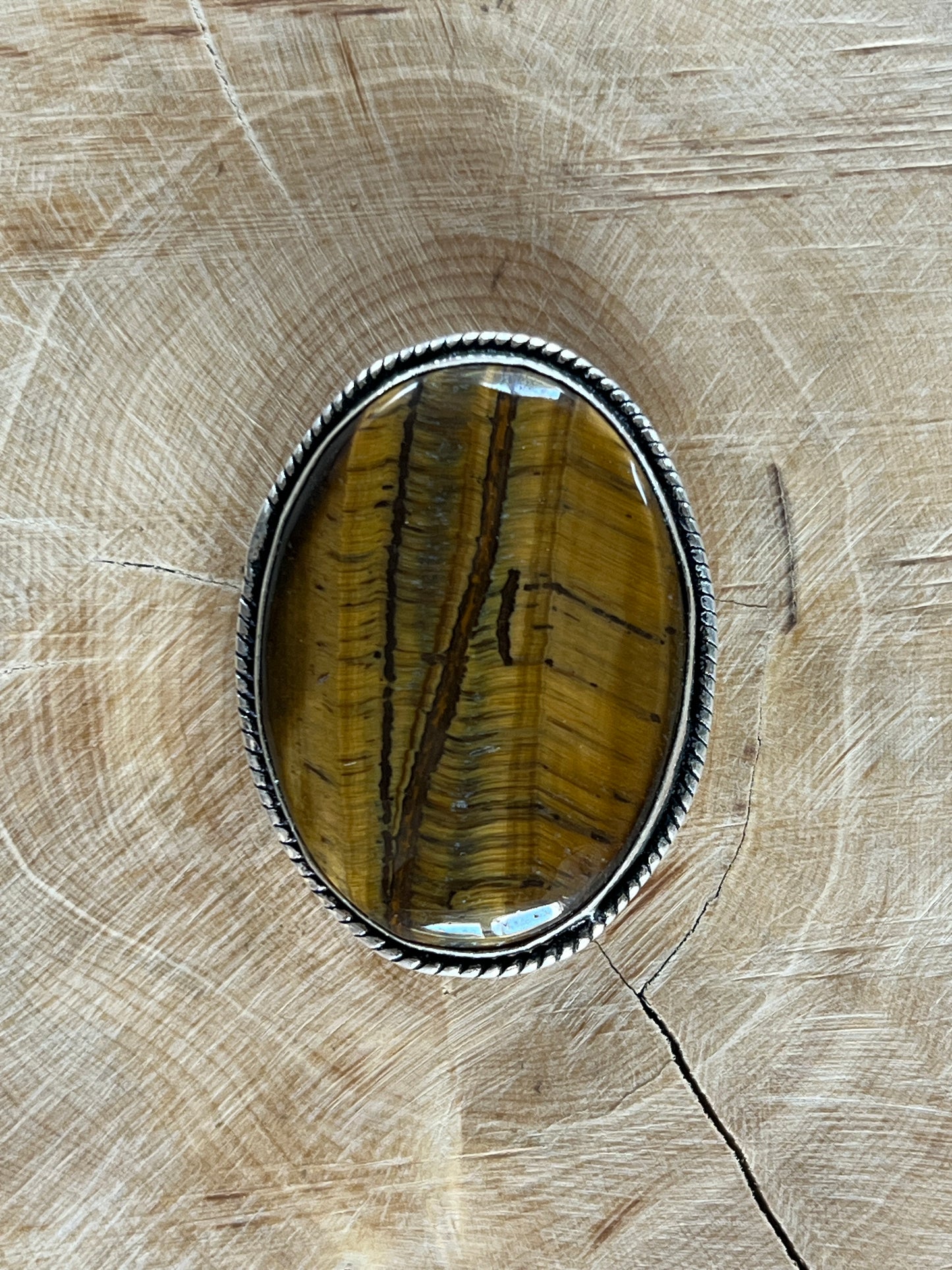 Oeil de Tigre sertie argenté n°A10 (3,7cm x 2,8cm)