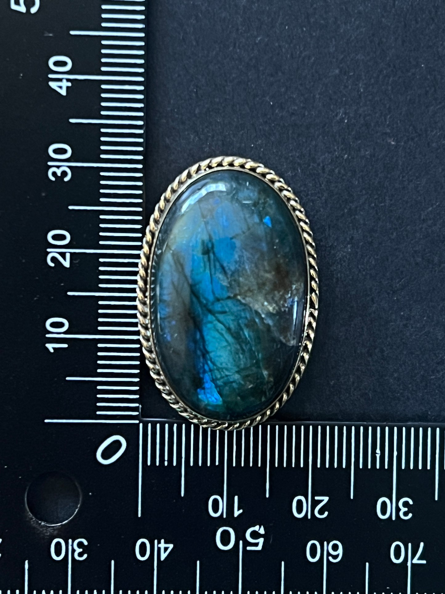 Labradorite sertie n°D4 (3,1cm x 2cm)