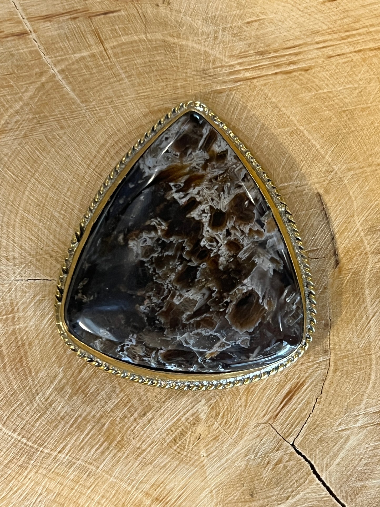 Agate sertie dorée n°D4 (3,7cm x 3cm)