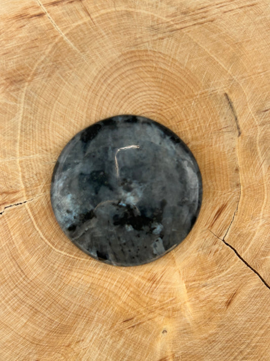 Larvikite n°2 (3,4 cm de diamètre)