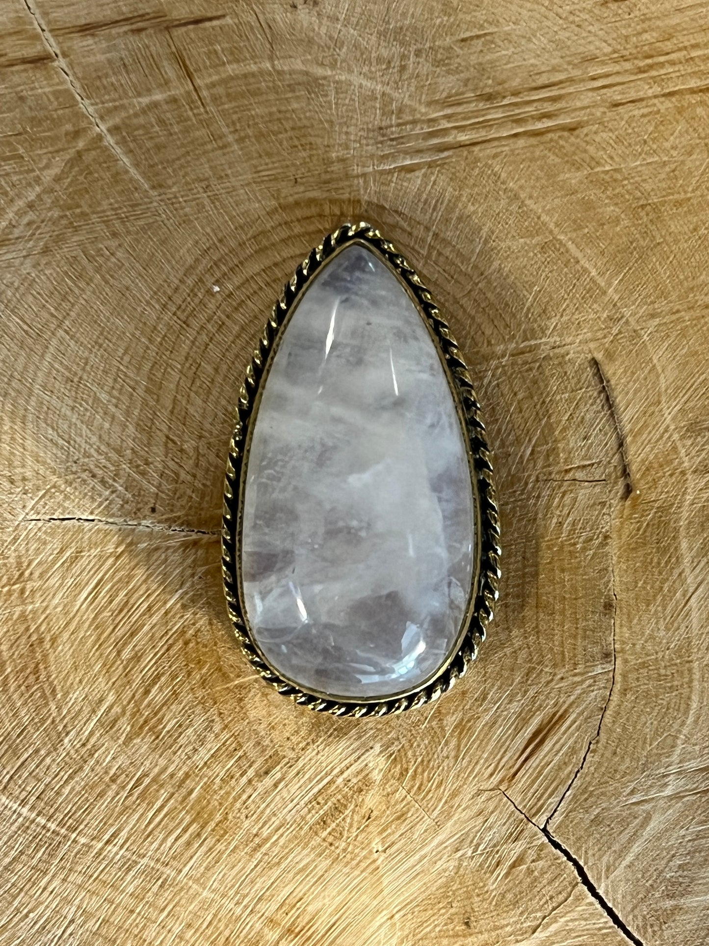 Pierre de lune sertie doré n°D1 (3,4cm x 1,8cm)