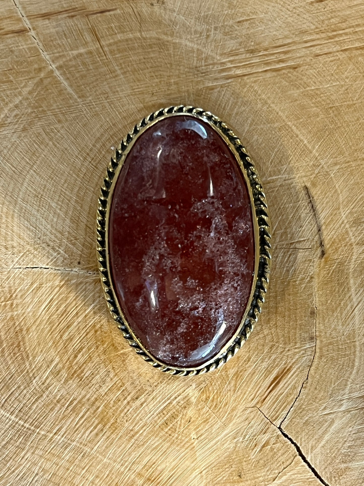 Quartz Fraise sertie doré n°D2 (3,6cm x 2,4cm)
