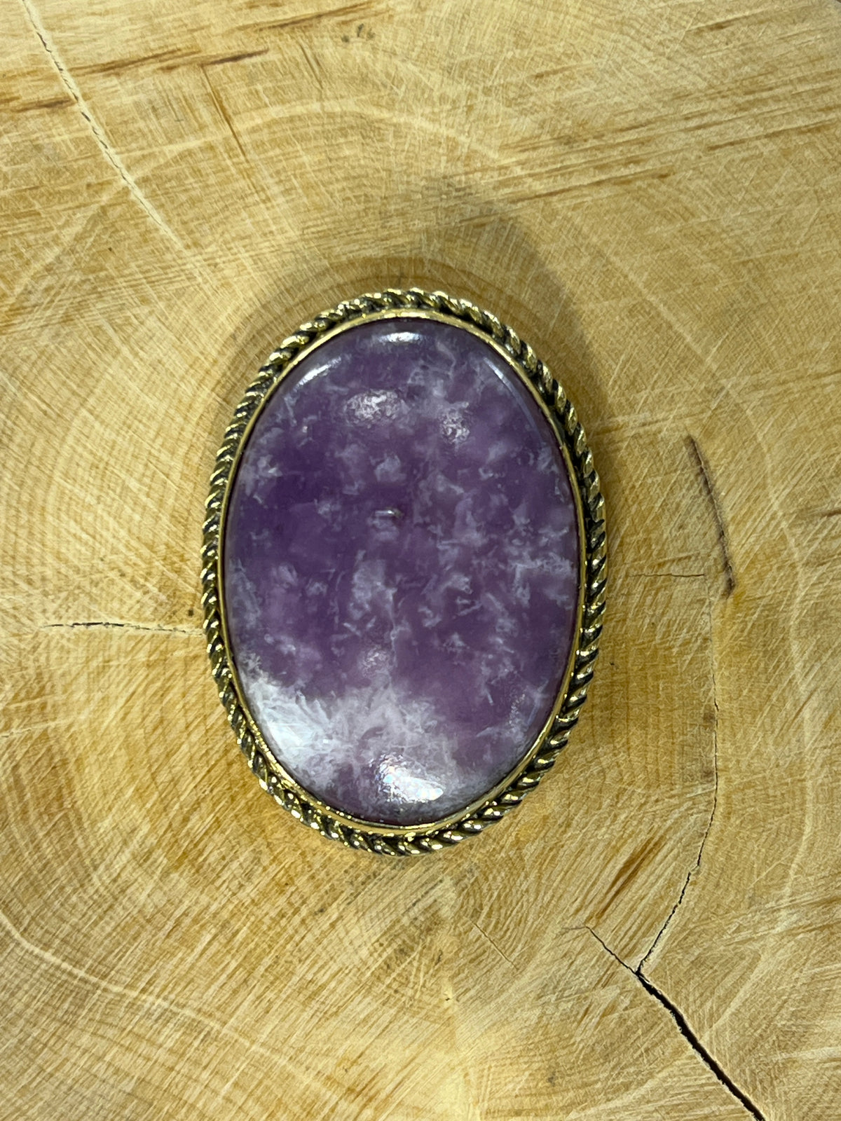 Lépidolite sertie doré n°D3 (3,5cm x 2,5cm)