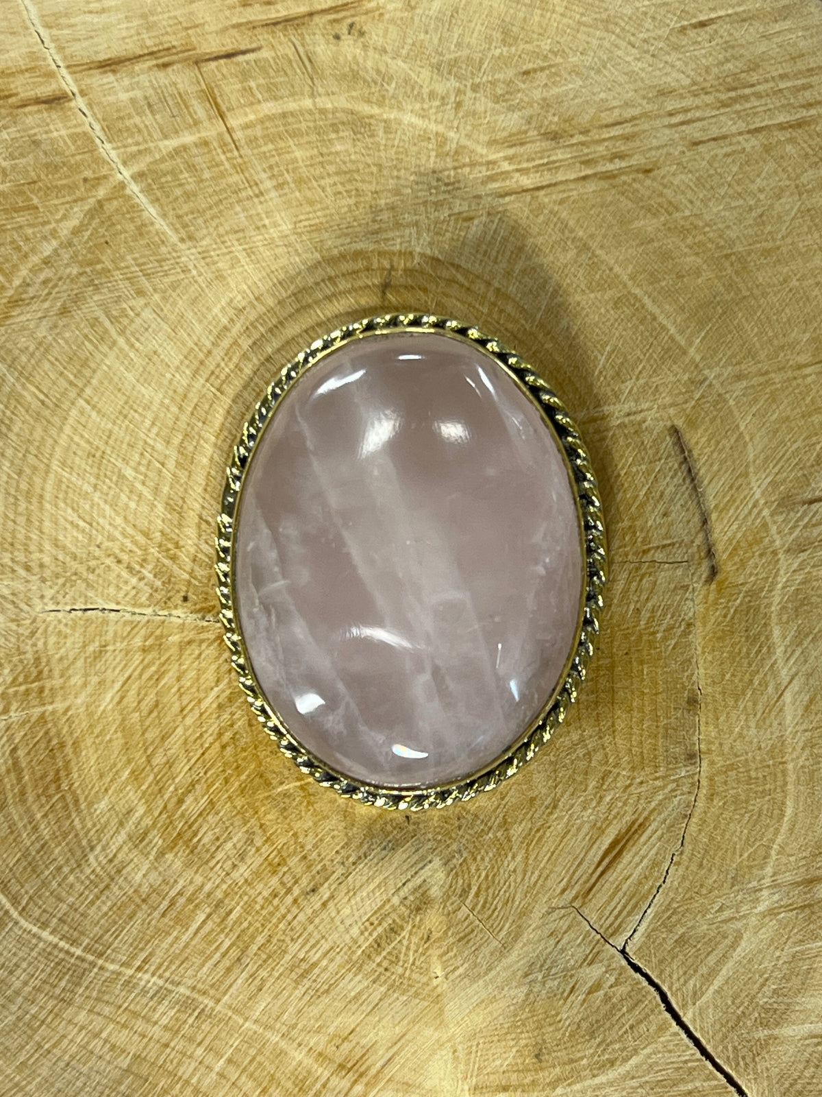 Quartz Rose sertie doré n°D3 (3cm x 2,4cm)