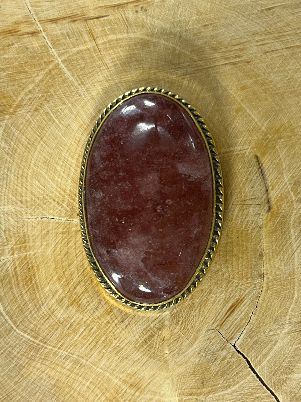Quartz Fraise sertie doré n°D5 (3,8cm x 2,5cm)