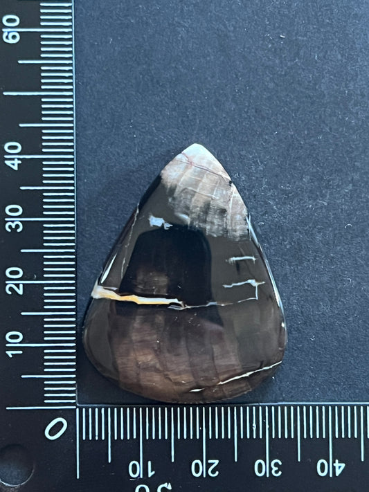 Agate Cacahuète n°3 (4,2cm x 3,4cm)