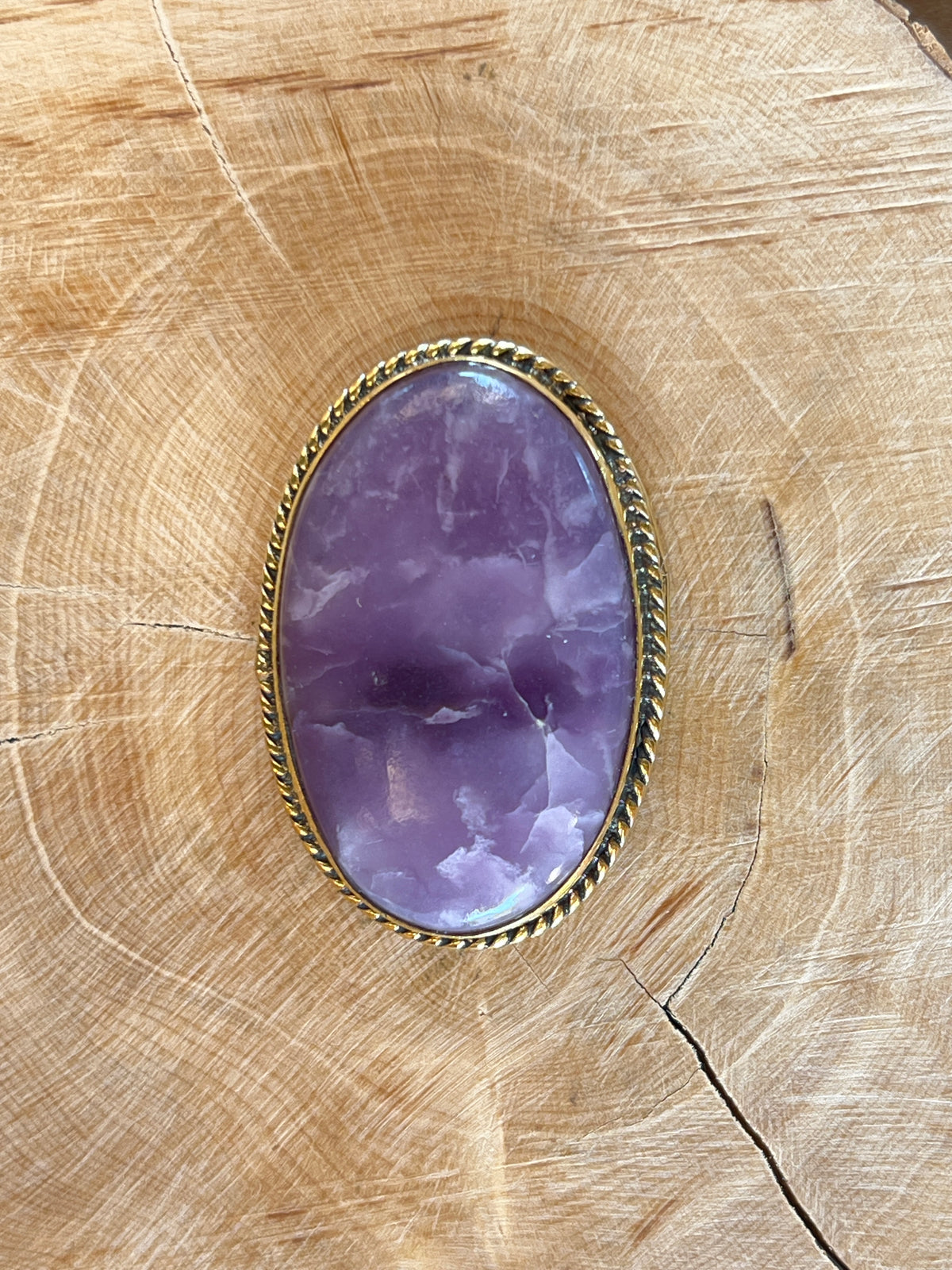 Lépidolite sertie doré n°D1 (3,8cm x 2,6cm)