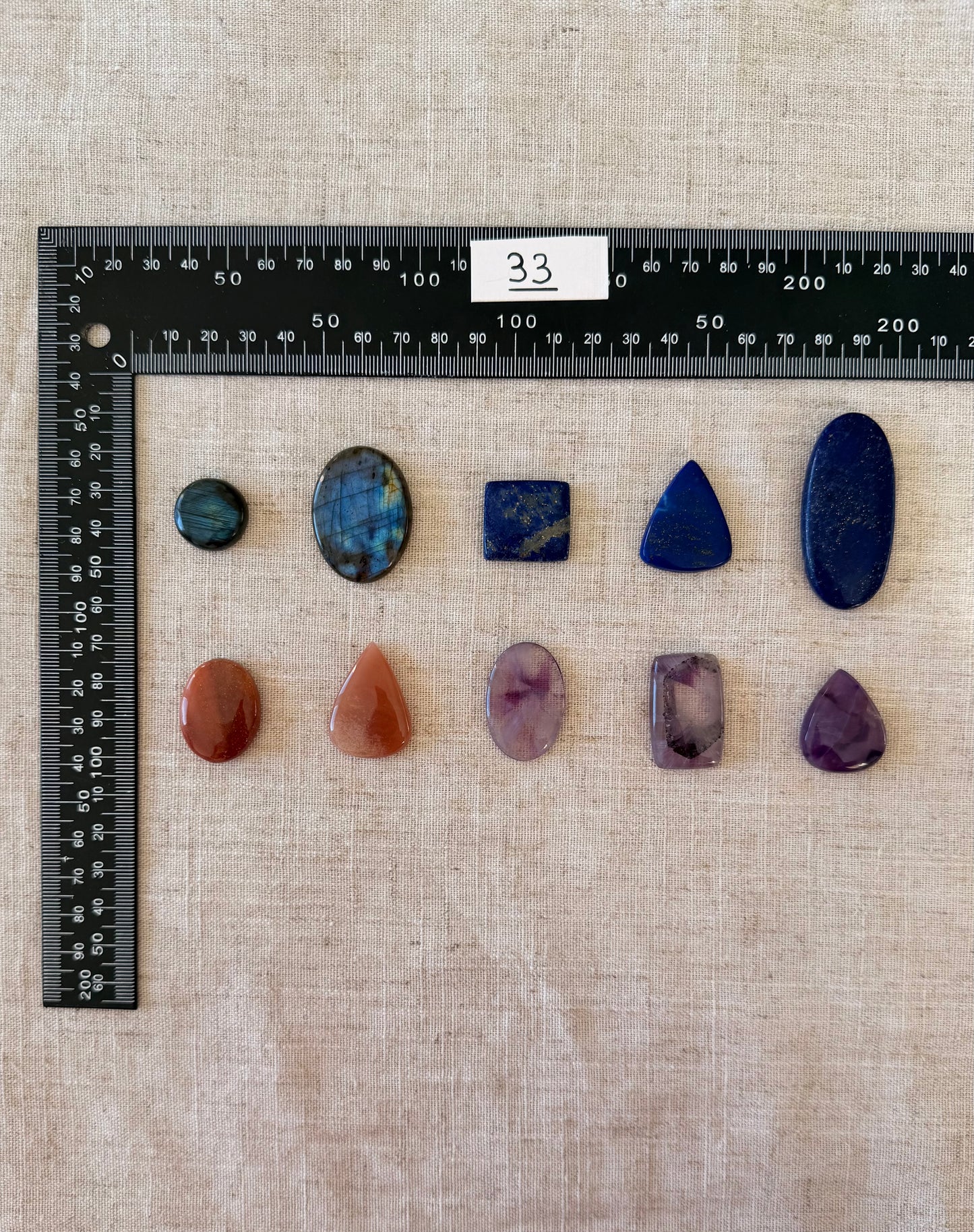 Lot de 10 pierres - N°33