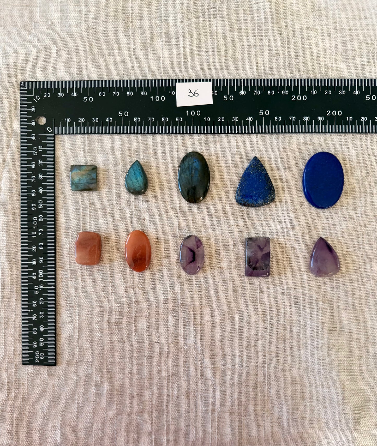 Lot de 10 pierres - N°36