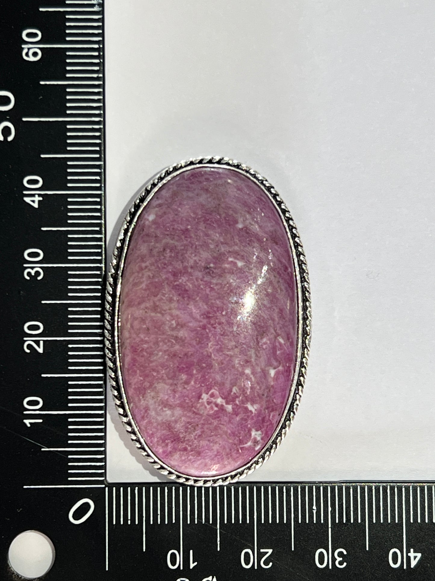 Zoïsite Rubis sertie argenté n°A4 (4,4cm x 2,8cm)