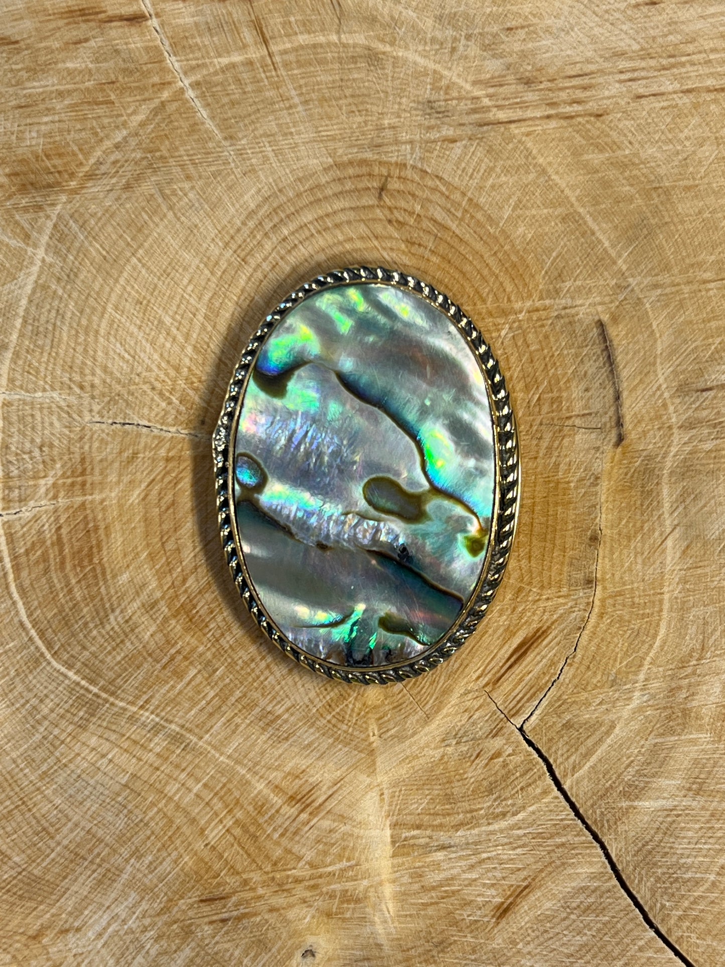 Abalone Shell sertie doré n°D1 (3,5cm x 2,7cm)