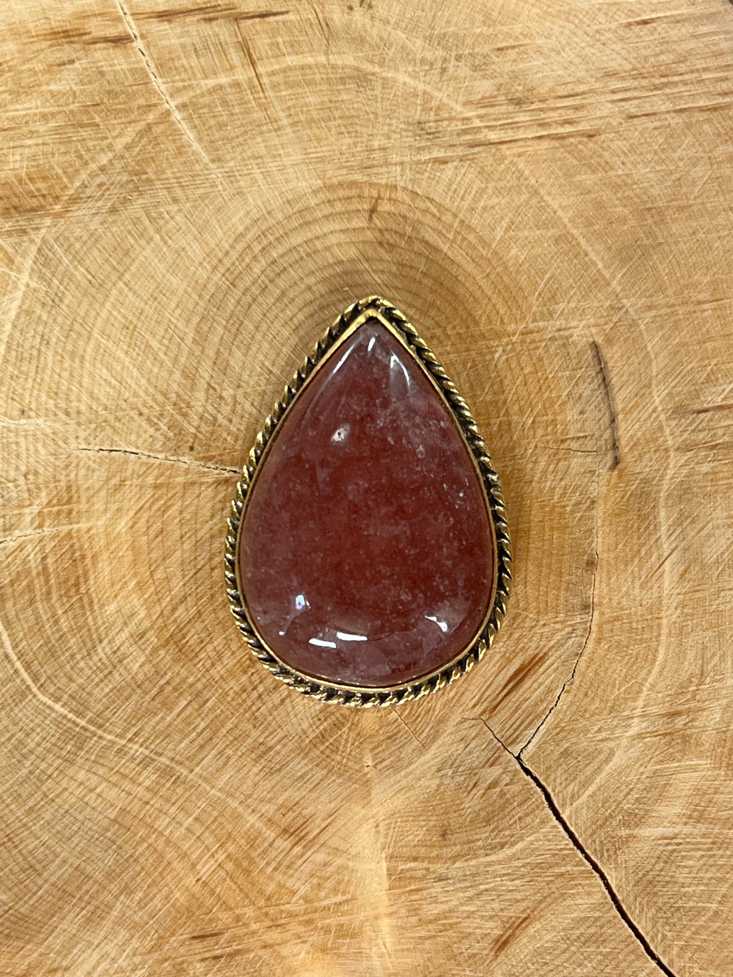 Quartz Fraise sertie doré n°D1 (3,3cm x 2,3cm)