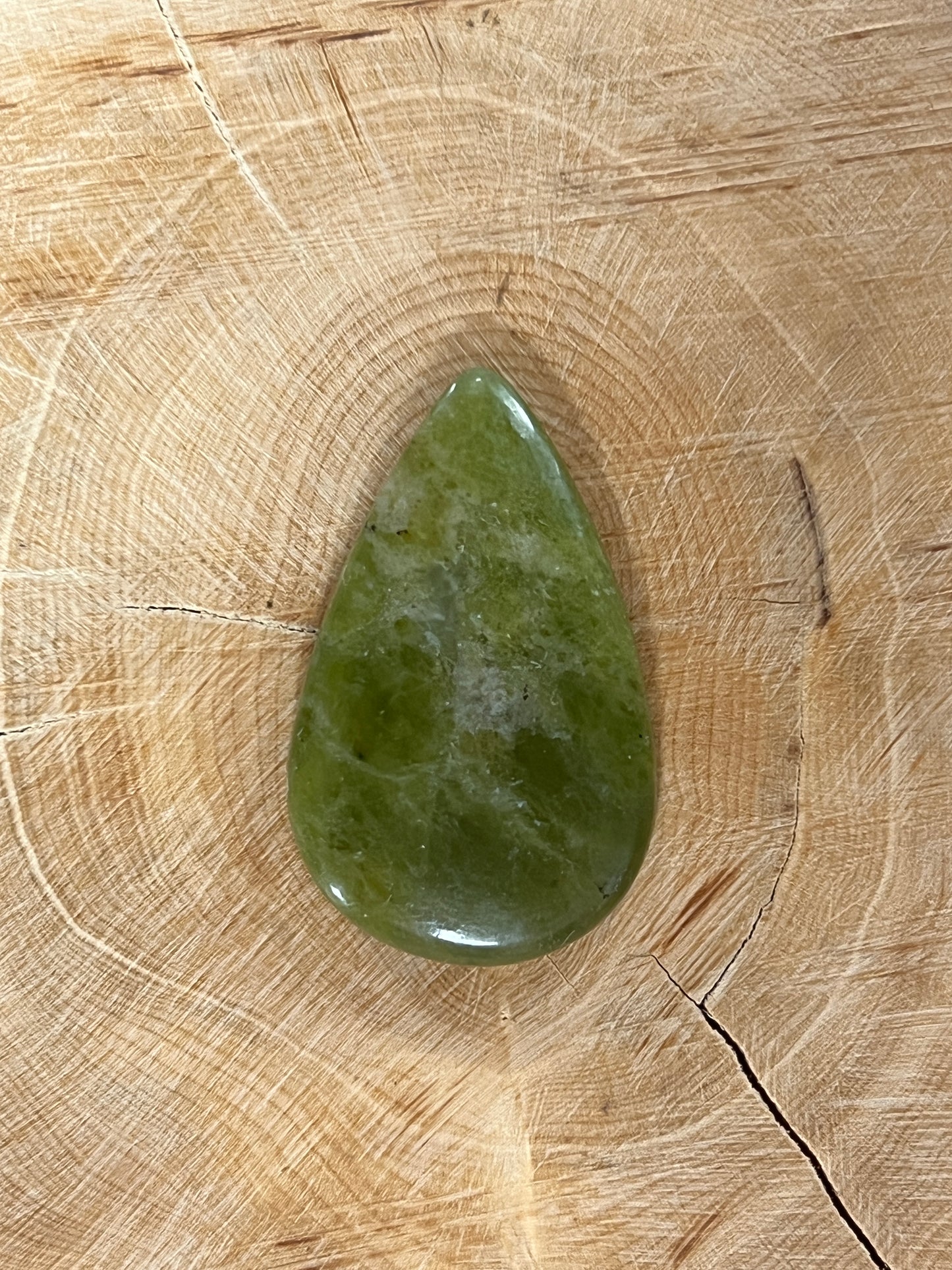Néphrite n°4 (3,6cm x 2,2cm)