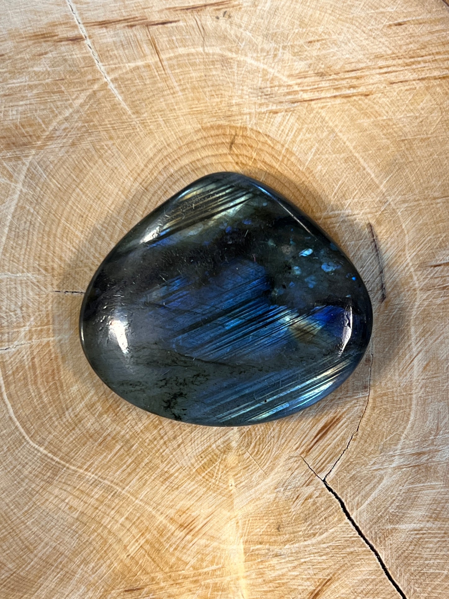 Labradorite n°2 (3,4cm x 3,7cm)