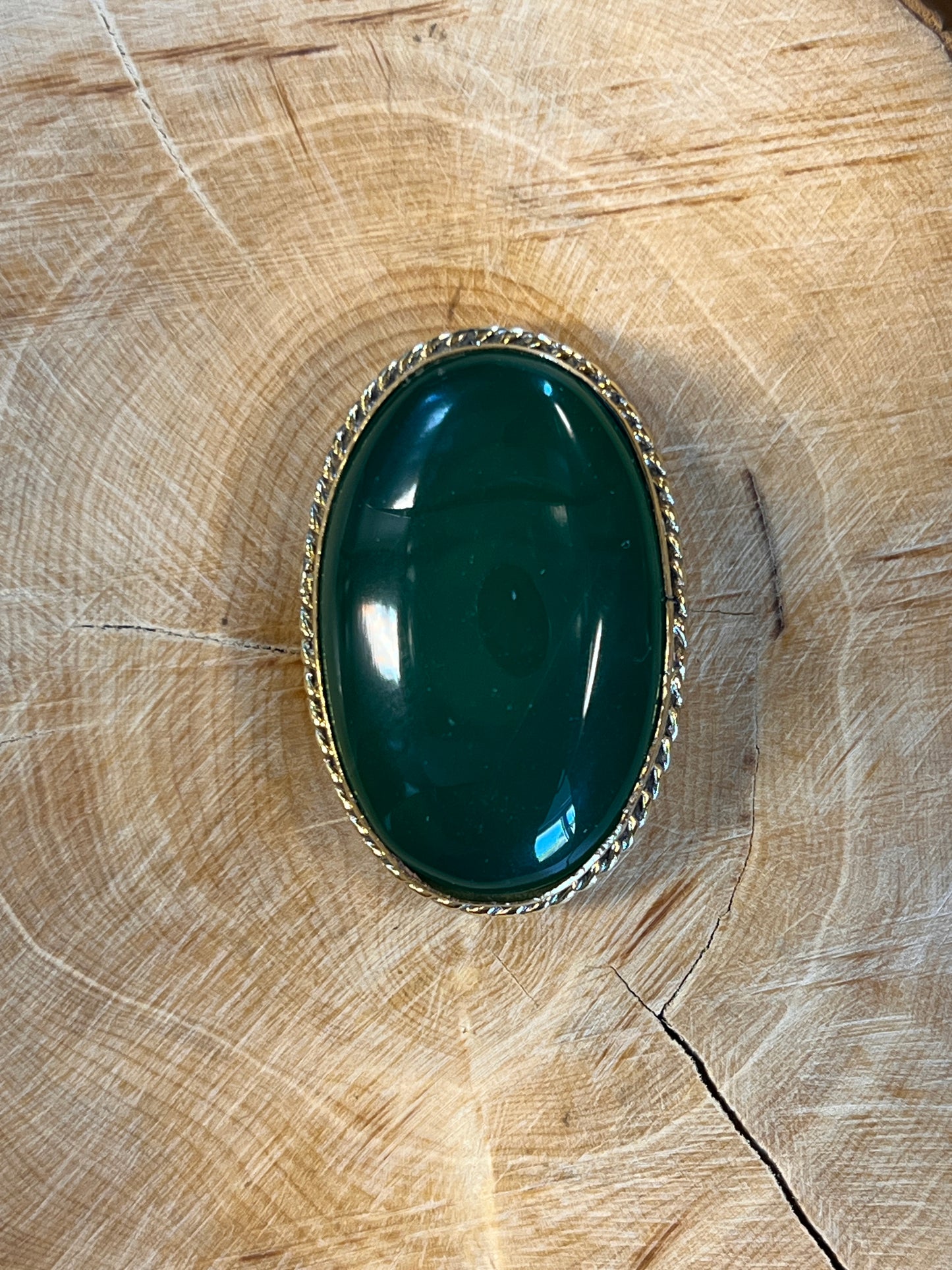 Onyx Verte sertie doré n°D1 (3,5cm x 2,2cm)
