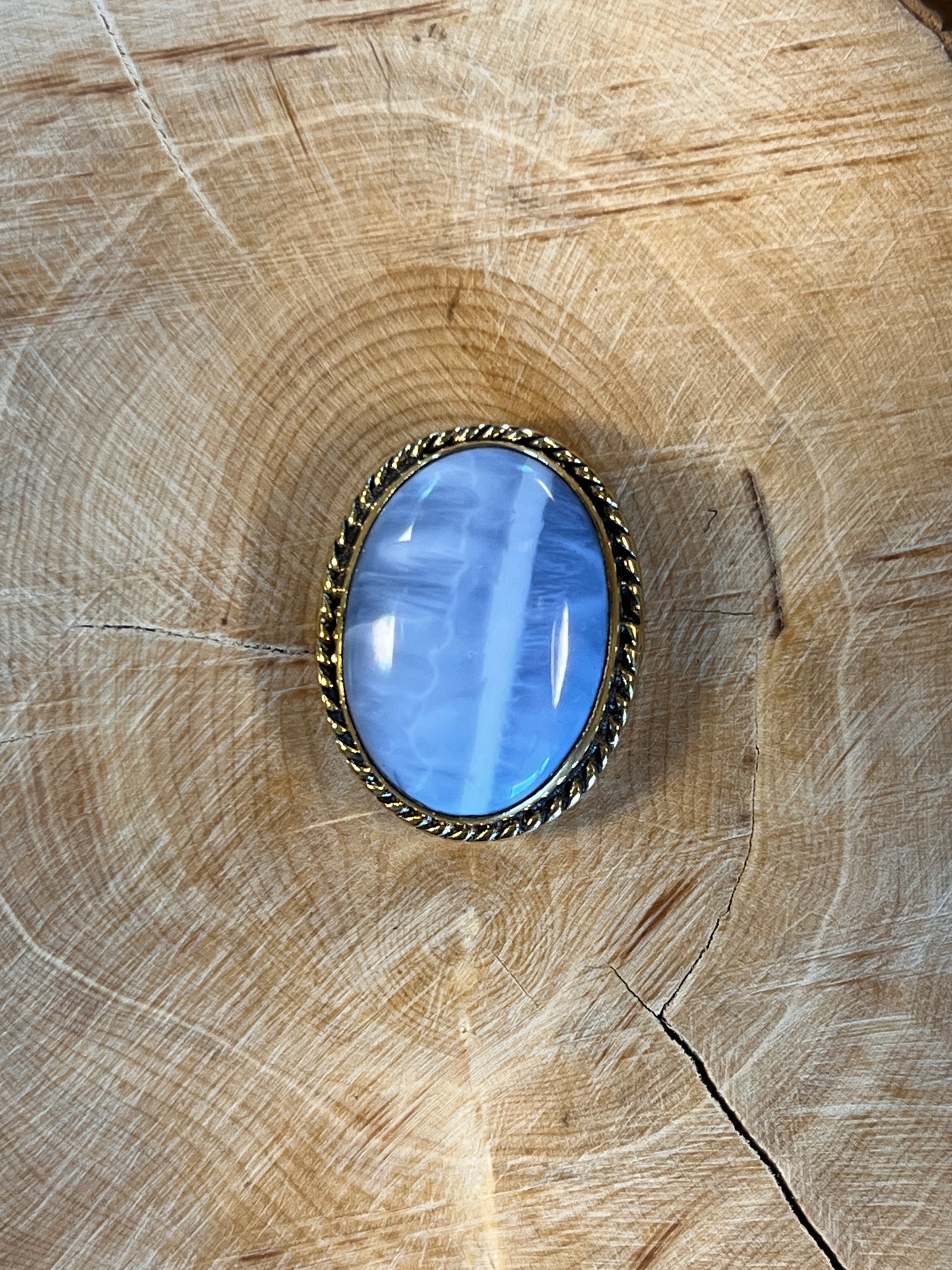 Opale Bleue sertie doré n°D4 (2,5cm x 1,9cm)
