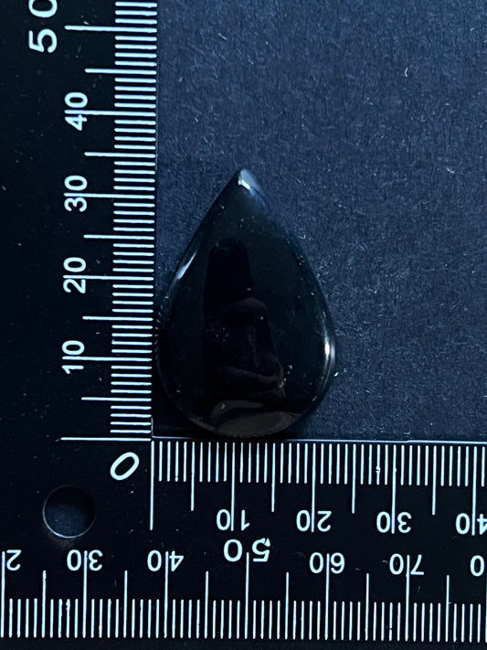 Obsidienne n°5 (3,5cm x 2,4cm)