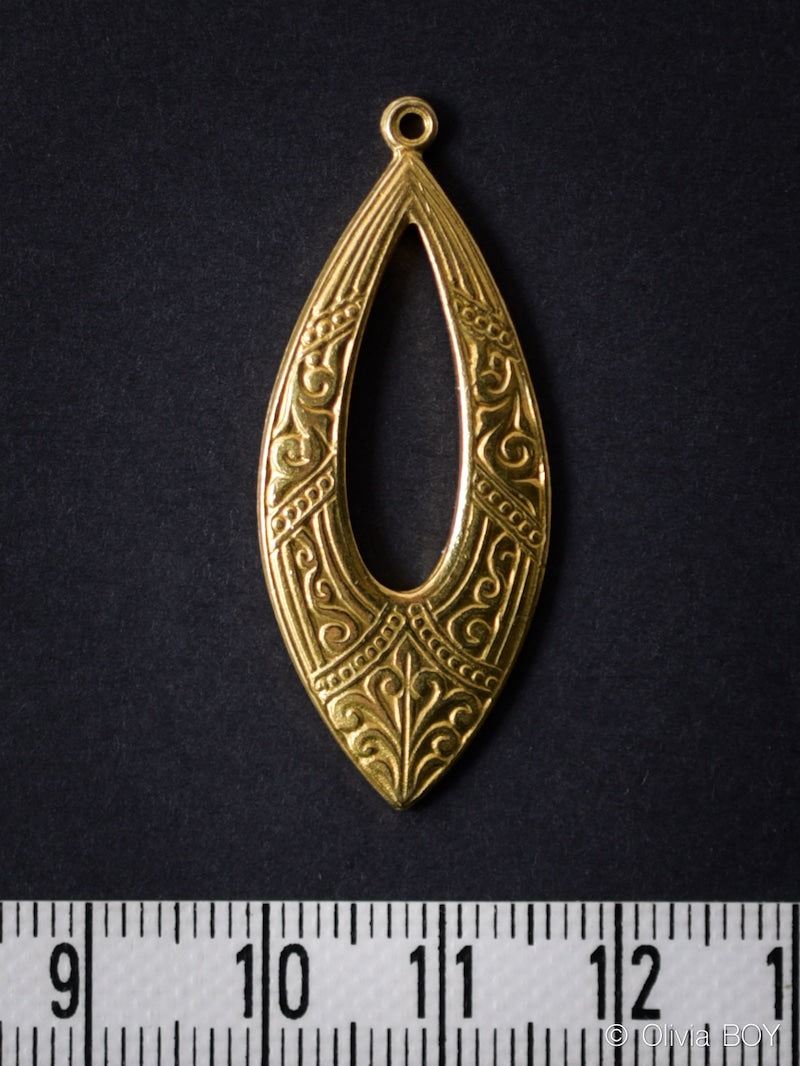 Pendentif ovale