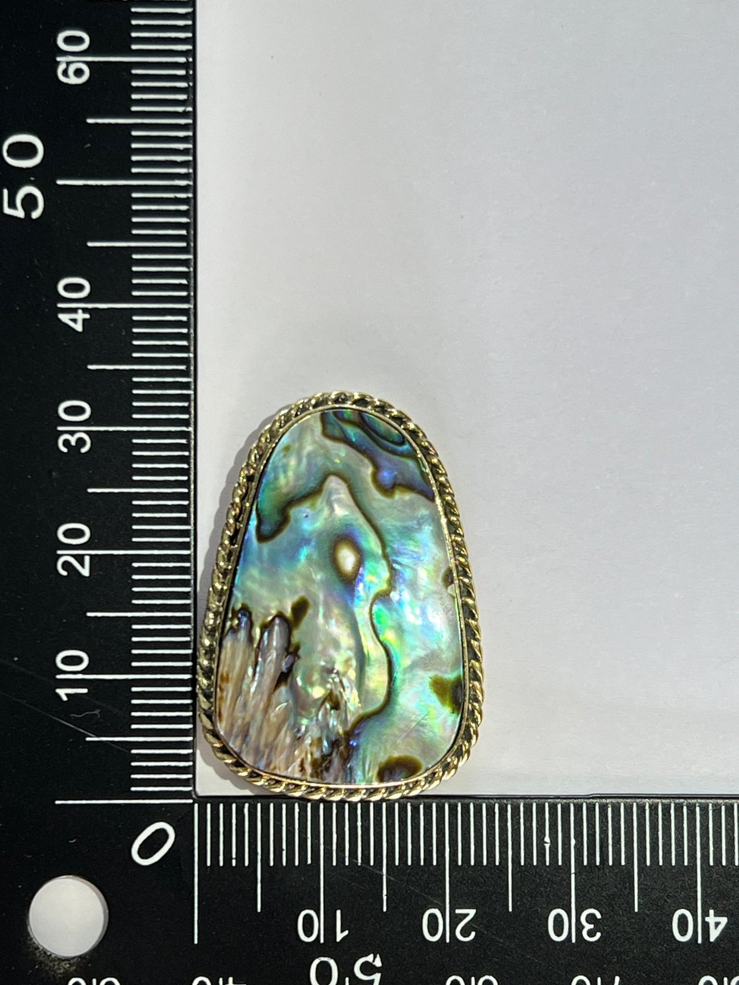 Abalone Shell sertie doré n°D2 (3,3cm x 2,3cm) - Solyluna Macramé