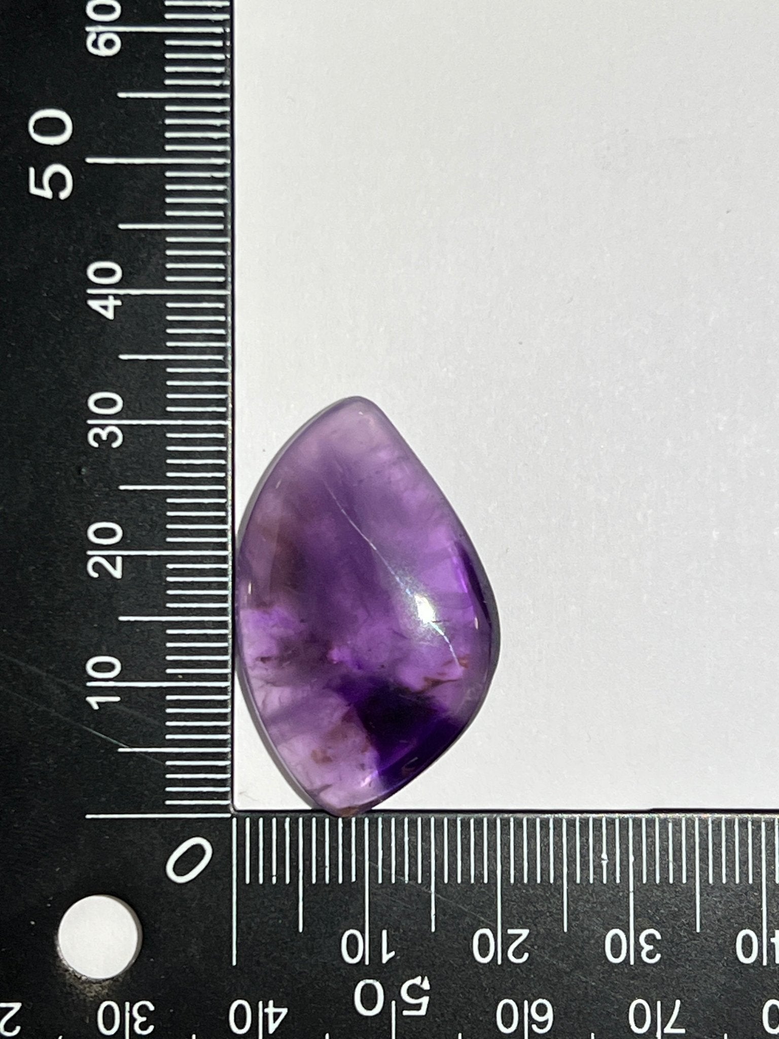 Améthyste n°2 (3,1cm x 1,9cm) - Solyluna Macramé