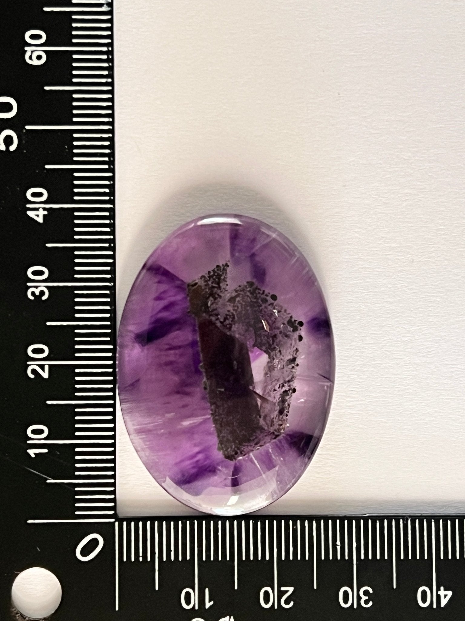 Améthyste n°5 (3,84 cm x 2,8 cm) - Solyluna Macramé