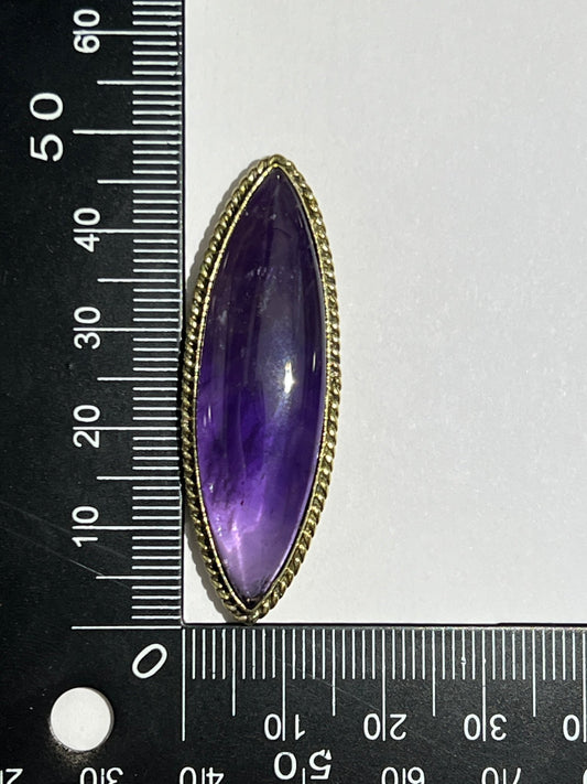 Améthyste sertie doré n°D5 (4,7cm x 1,4cm) - Solyluna Macramé