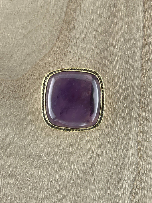 Améthyste sertie doré n°D2 (2,5cm x 2,5cm) - Solyluna Macramé