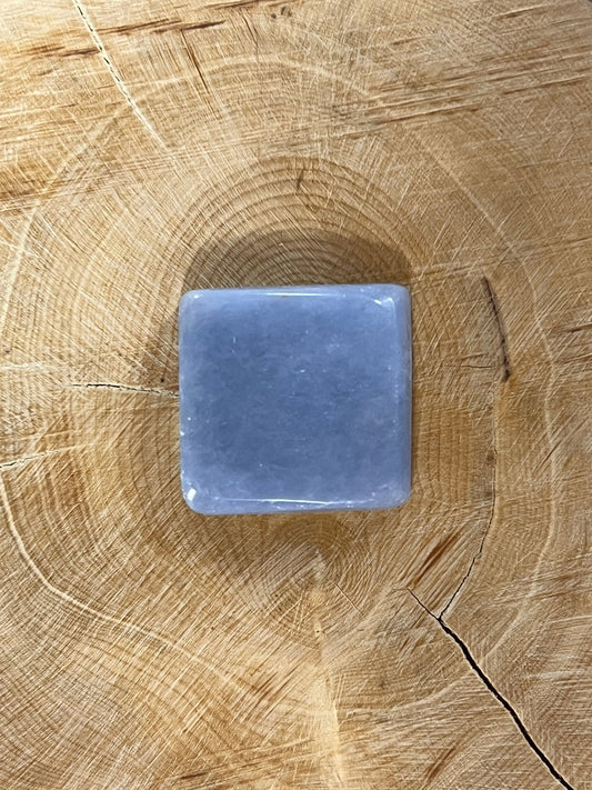 Angélite Bleue n°1 (2,3cm x 2,2cm) - Solyluna Macramé