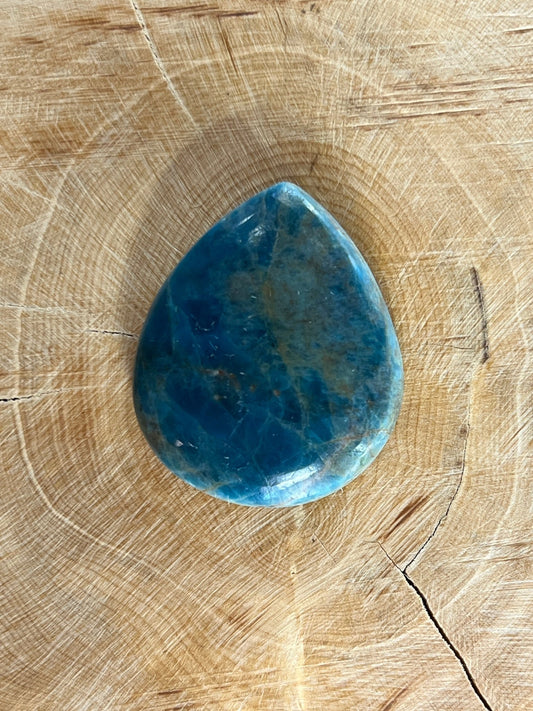 Apatite n°5 (3,4cm x 2,8cm) - Solyluna Macramé