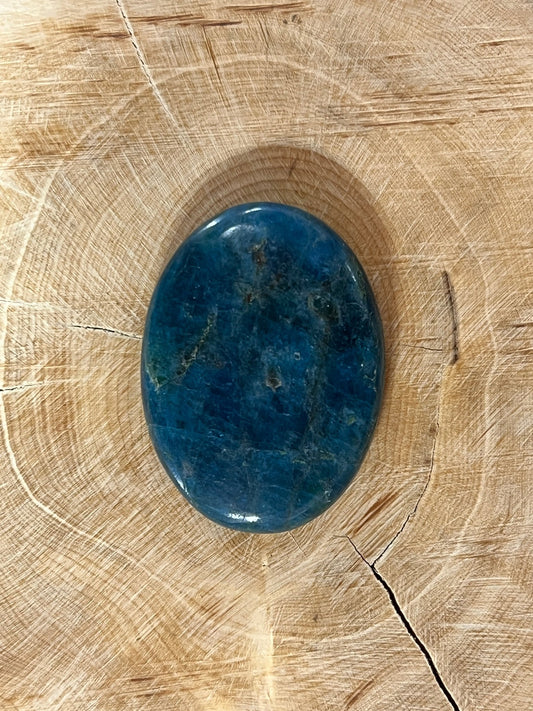 Apatite n°5 (3,7cm x 2,7cm) - Solyluna Macramé
