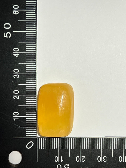 Aragonite Jaune n°1 (2,5cm x 1,7cm) - Solyluna Macramé