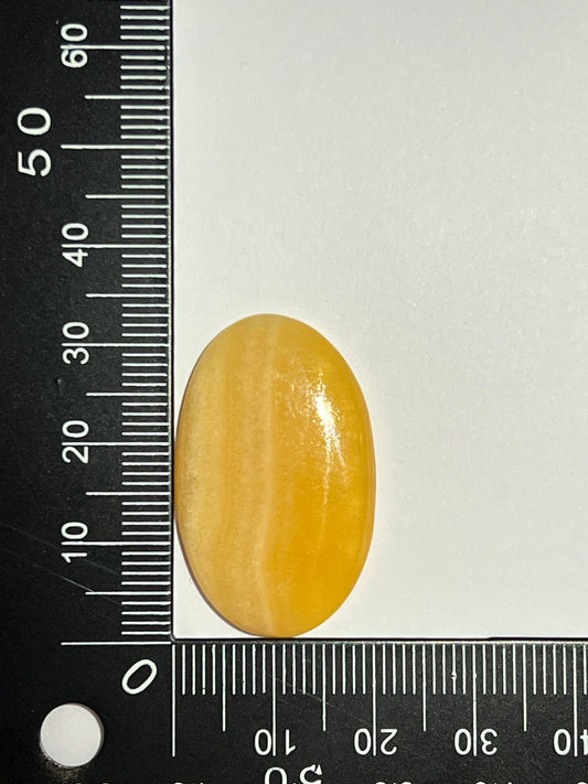 Aragonite Jaune n°5 (3,3cm x 2,1cm) - Solyluna Macramé