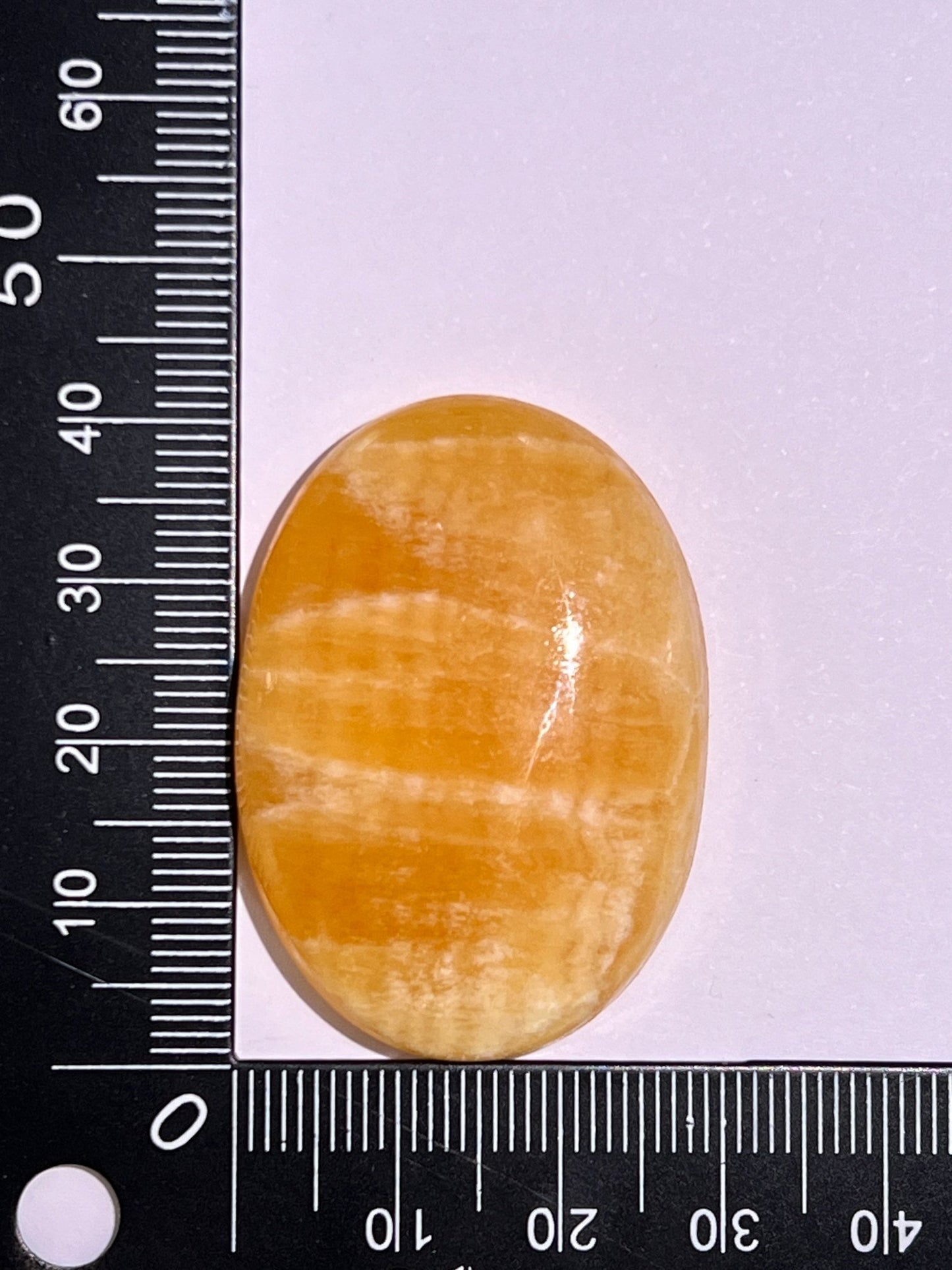 Aragonite Jaune n°2 (4,1cm x 2,9cm) - Solyluna Macramé
