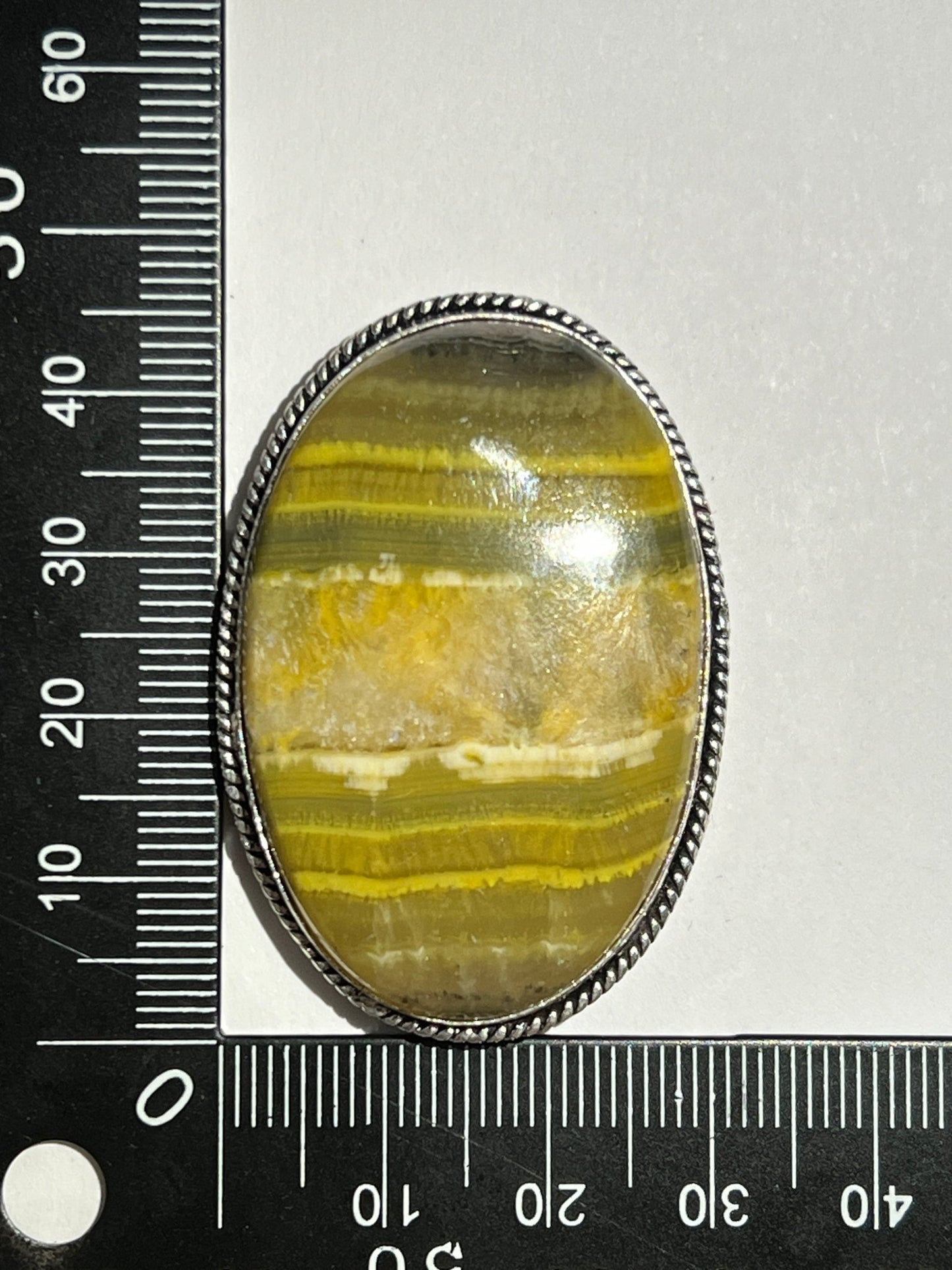 Bumble Bee sertie argenté n°A3 (4,6cm x 3,1cm) - Solyluna Macramé